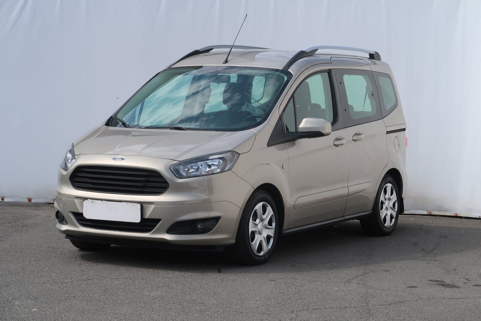 Ford Tourneo Courier, 1.0 EcoBoost, 5Míst, Klima, ČR - fotka 2