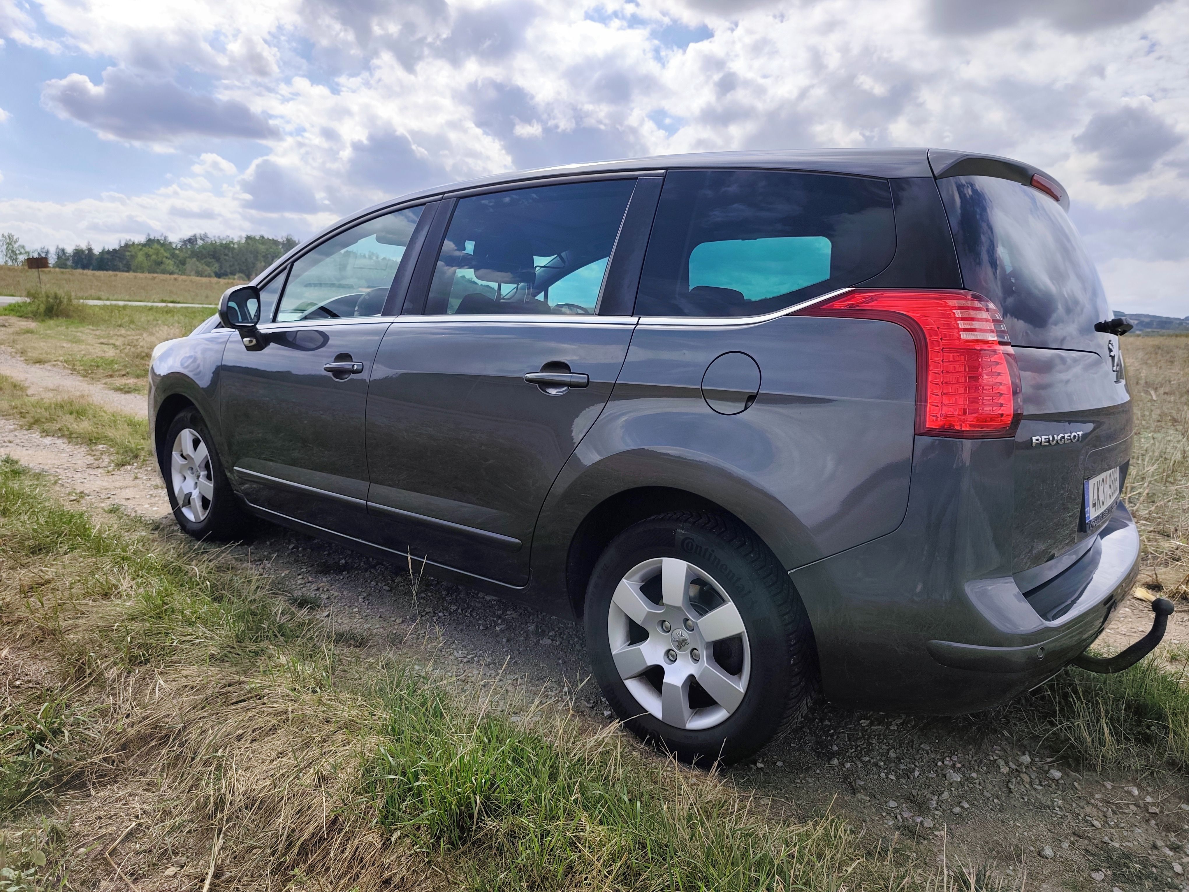 Peugeot 5008, 1.6 HDi, servis, garáž - fotka 3