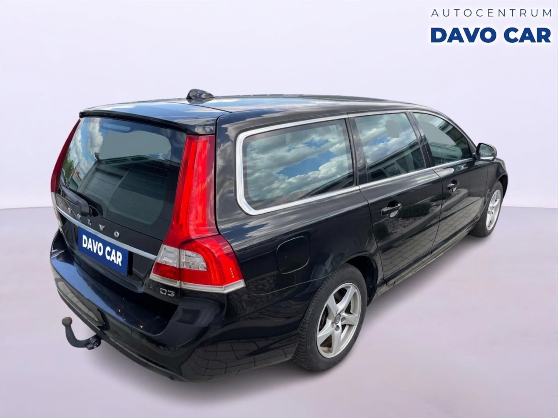 Volvo V70, 2.0 D3 110kW - fotka 5