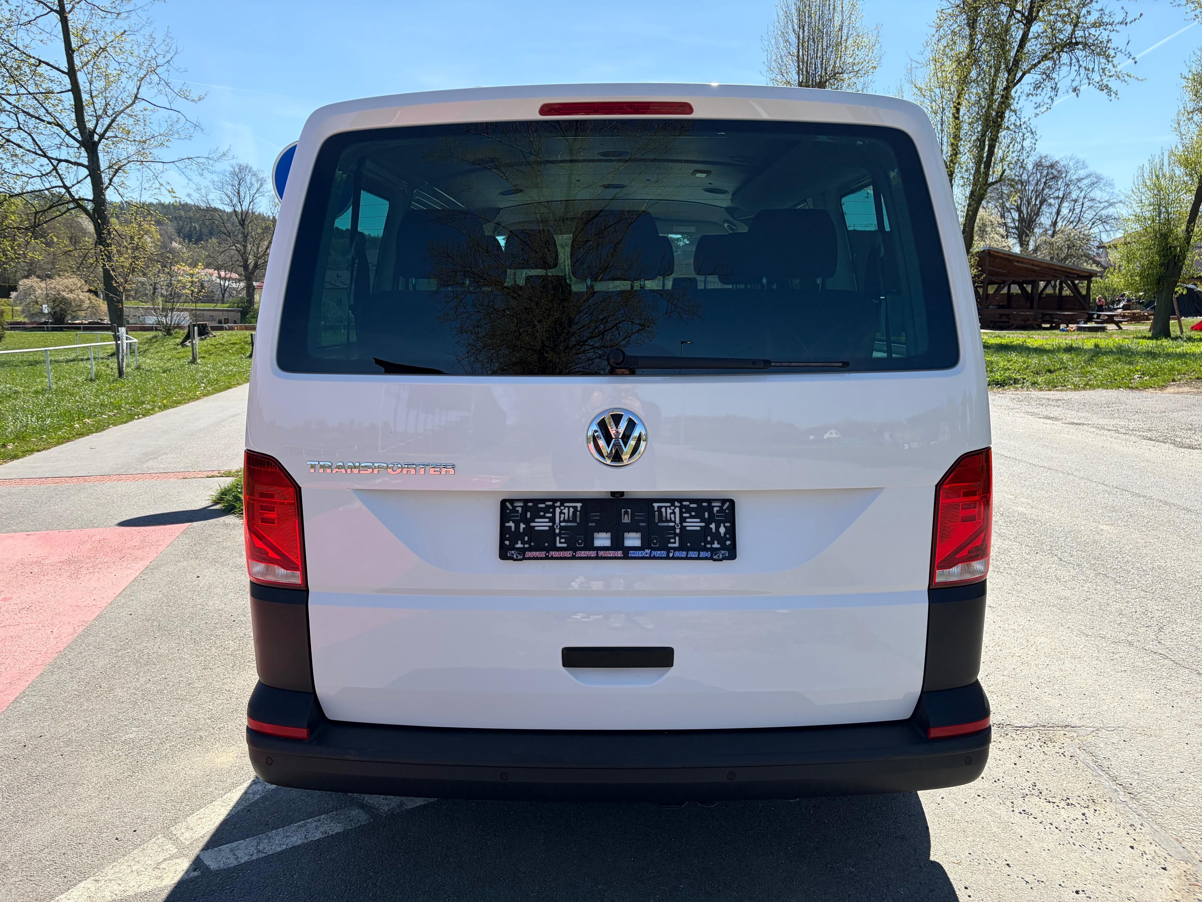 Volkswagen Transporter, T6.1, 9 míst, klima - fotka 4