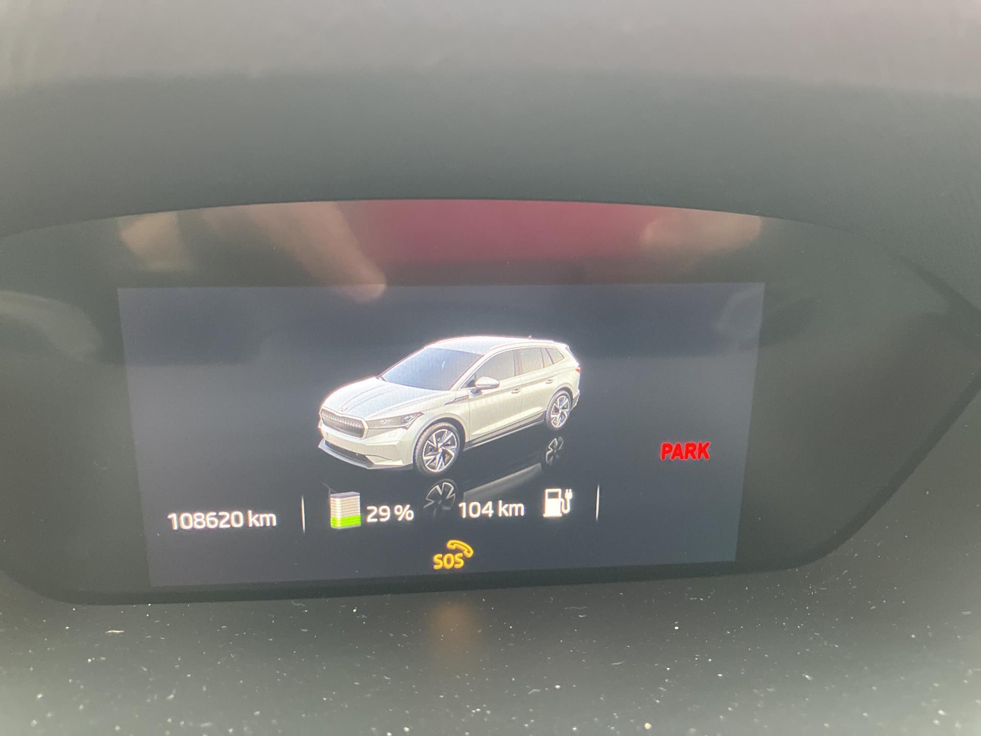 Škoda Enyaq, 150kw, iV80 19ALU SOH 90% - fotka 6