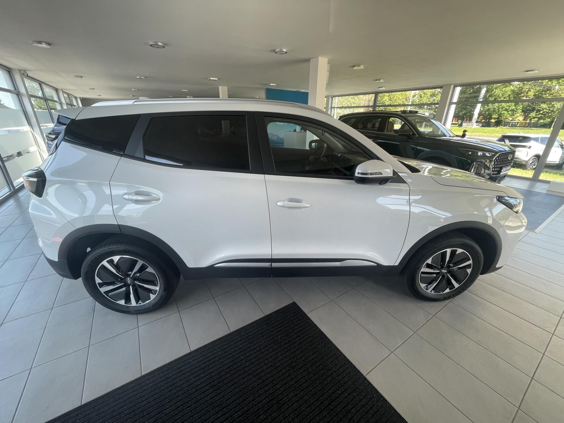 Chery Tiggo 4 HEV, 1,5 HEV Unique - fotka 6