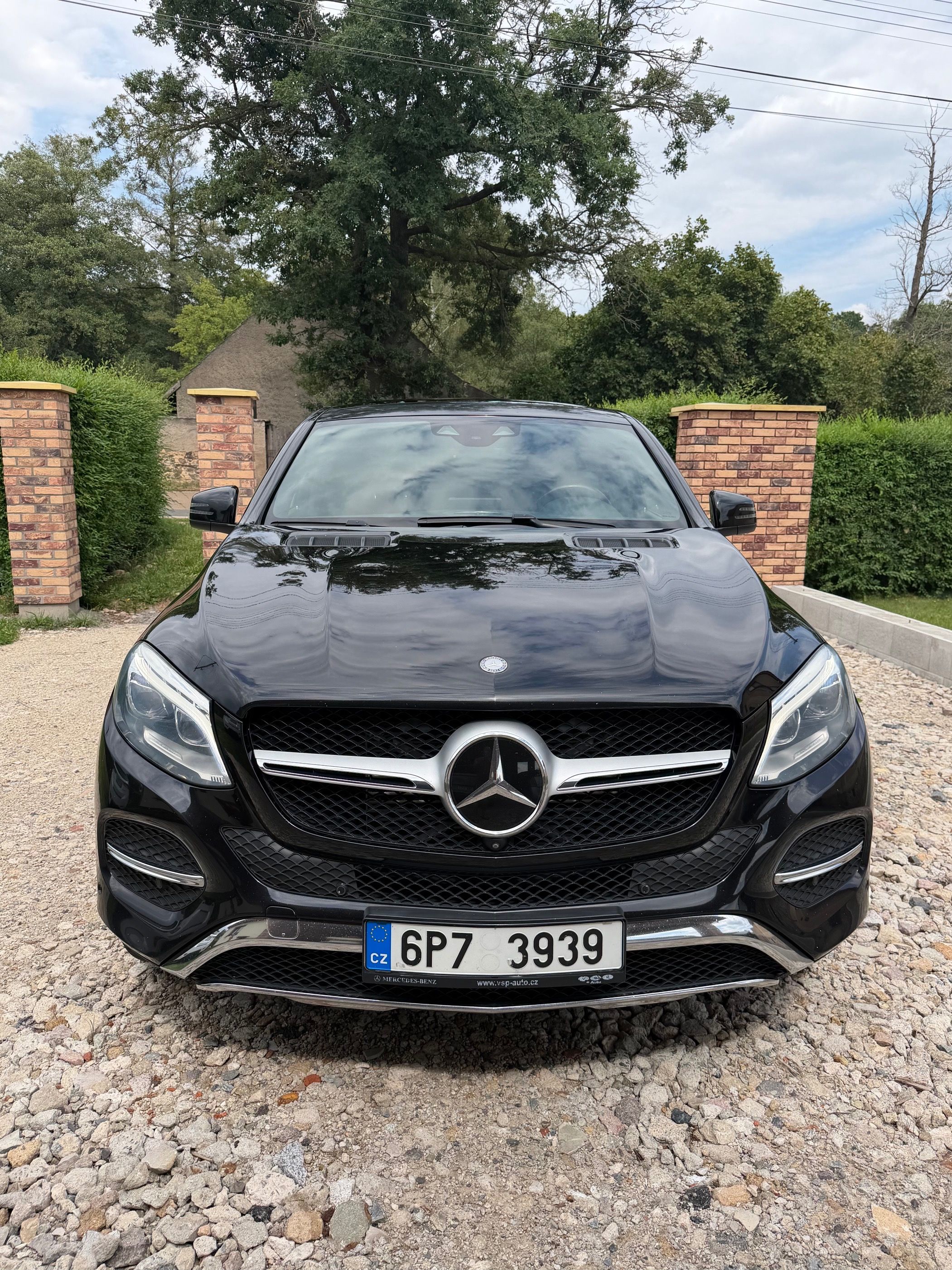 Mercedes-Benz GLE, Mercedes-Benz GLE 350d 190kw - fotka 2