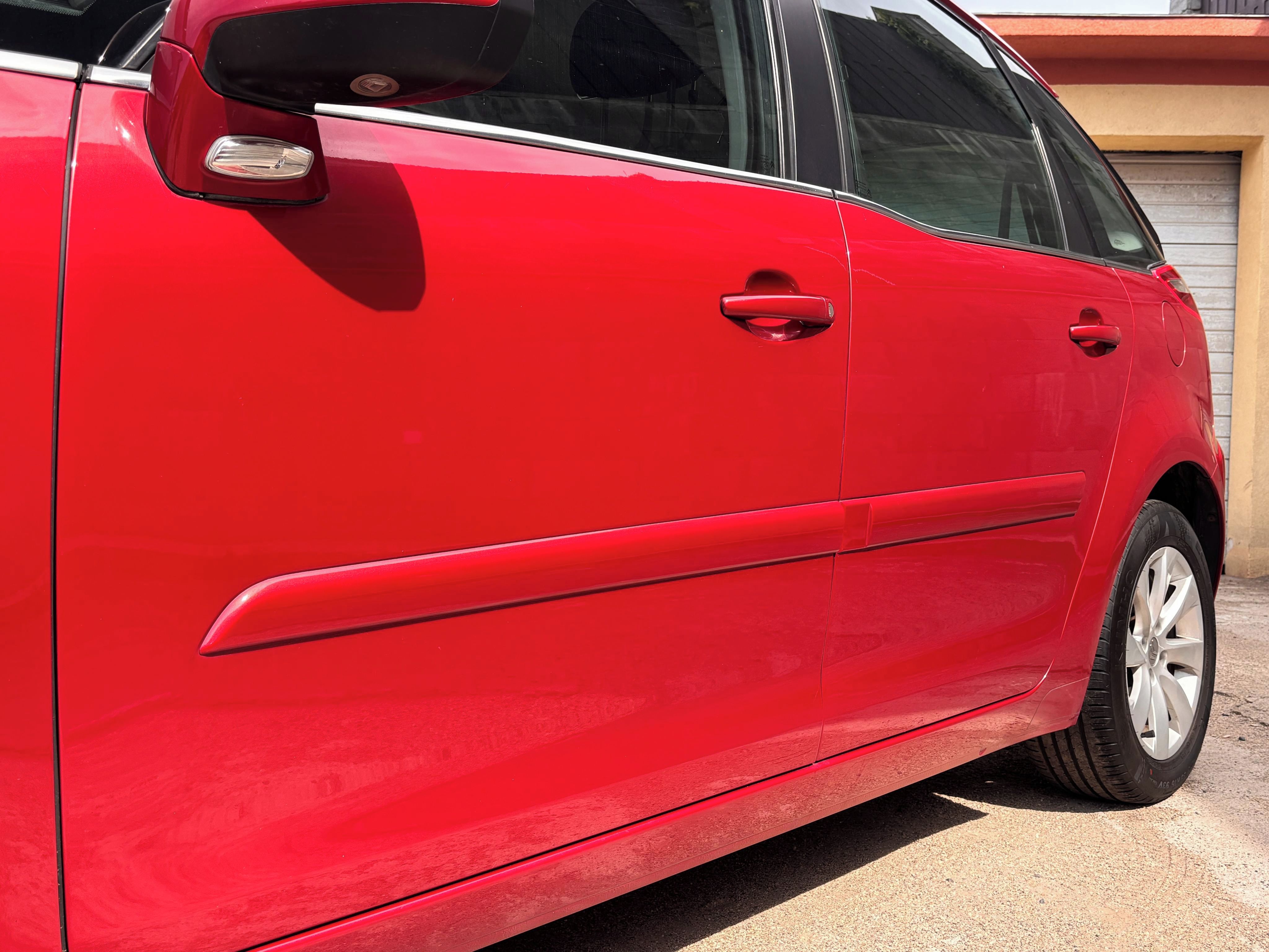 Citroën C4 Picasso, 1.6HDI,80KW,1.MAJ,KLIMA,PDC - fotka 6