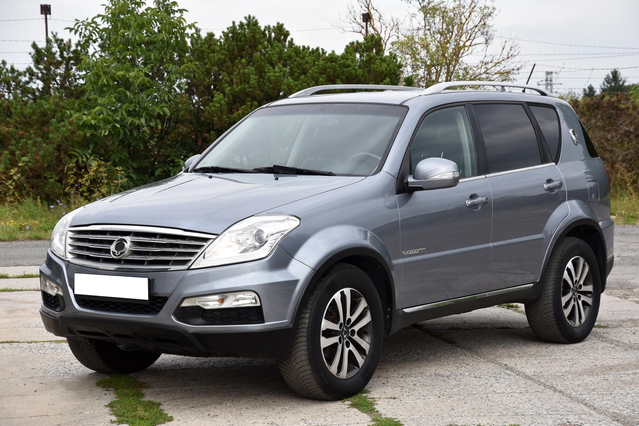 SsangYong Rexton, RX 200e-XDi 4WD A/T,KŮŽE,7MÍST - fotka 6