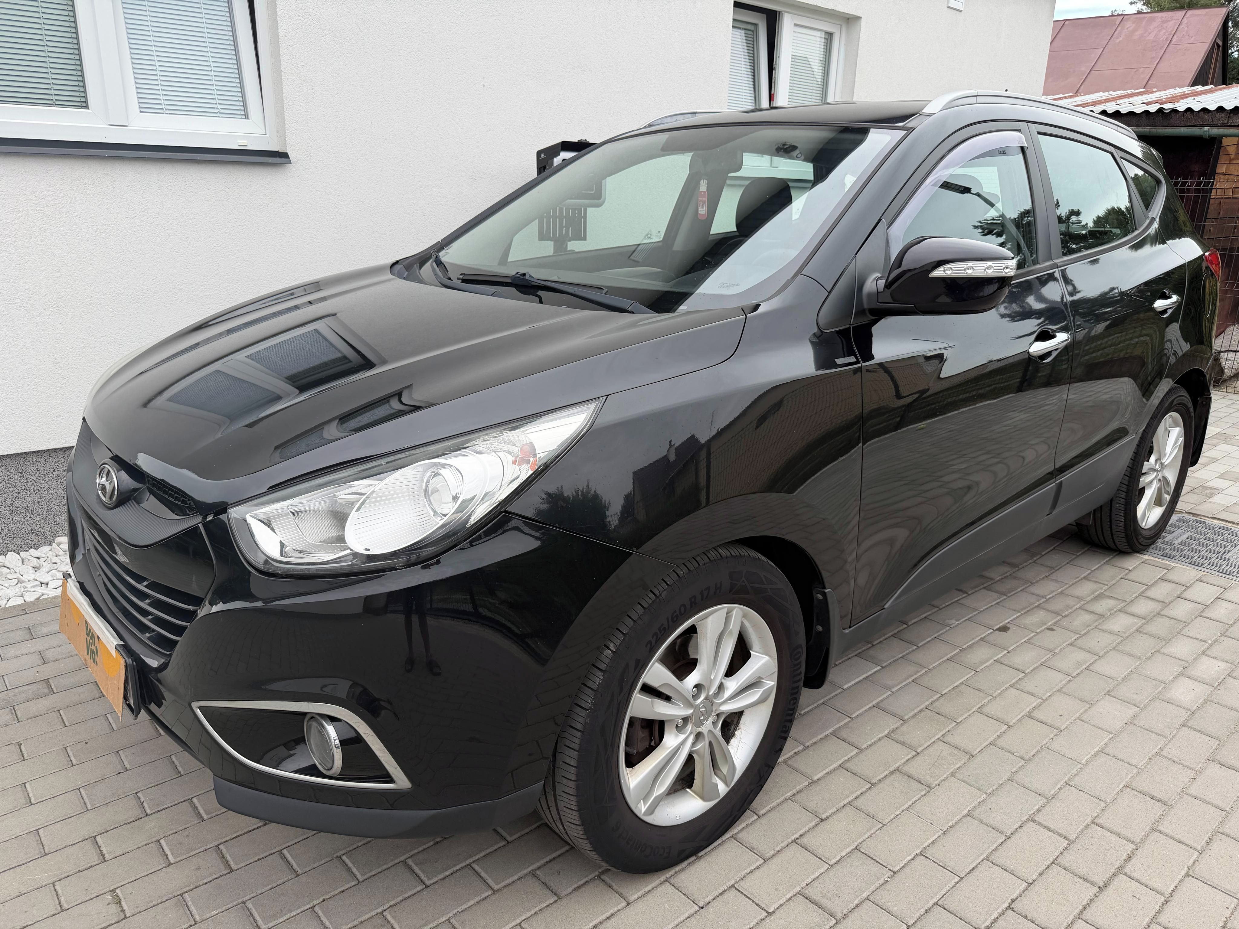 Hyundai ix35, 1,7 crdi, koupeno nové v ČR - fotka 2
