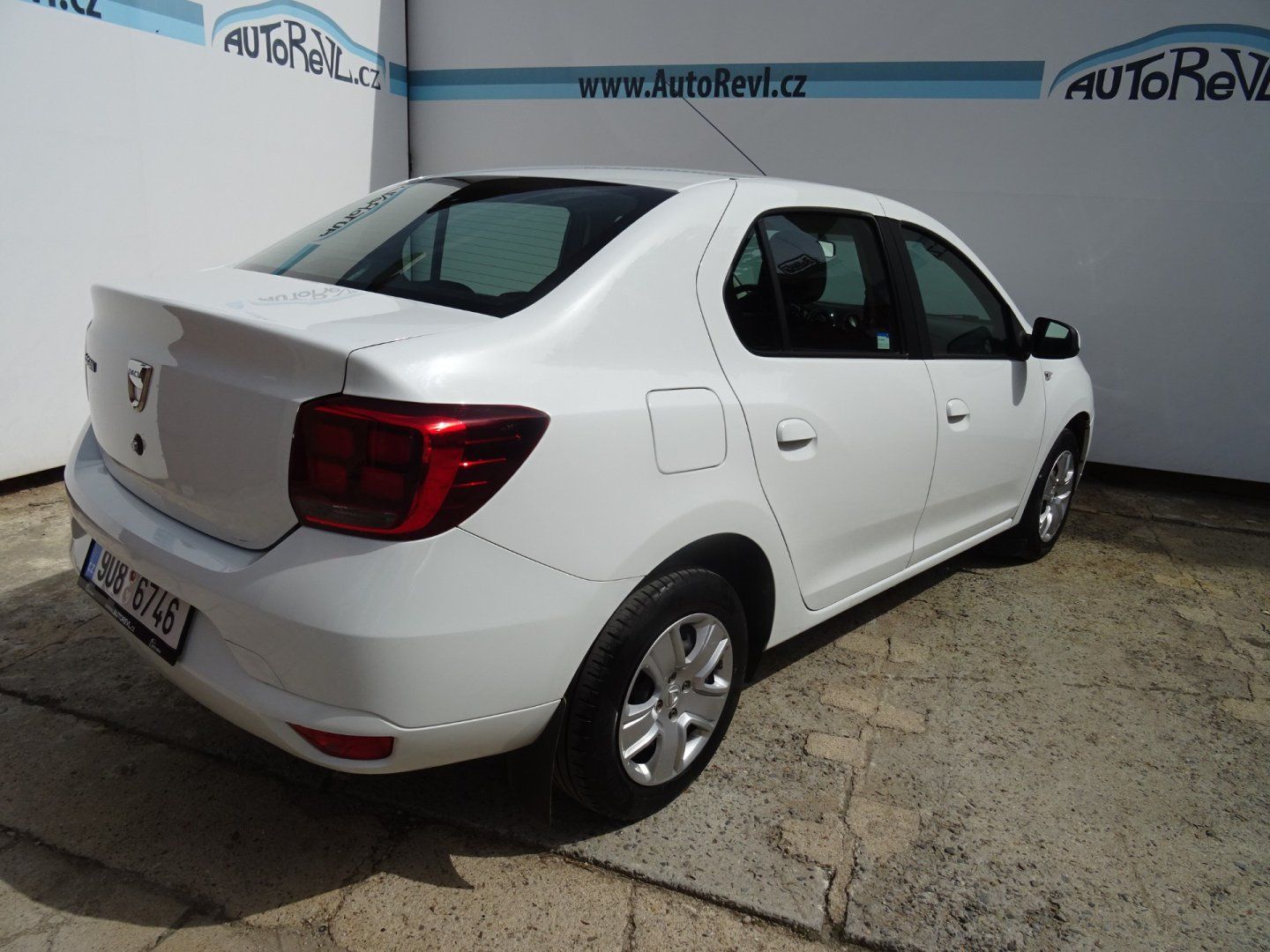 Dacia Logan, 1.0i,1majitelČR,s.kn,klima - fotka 4