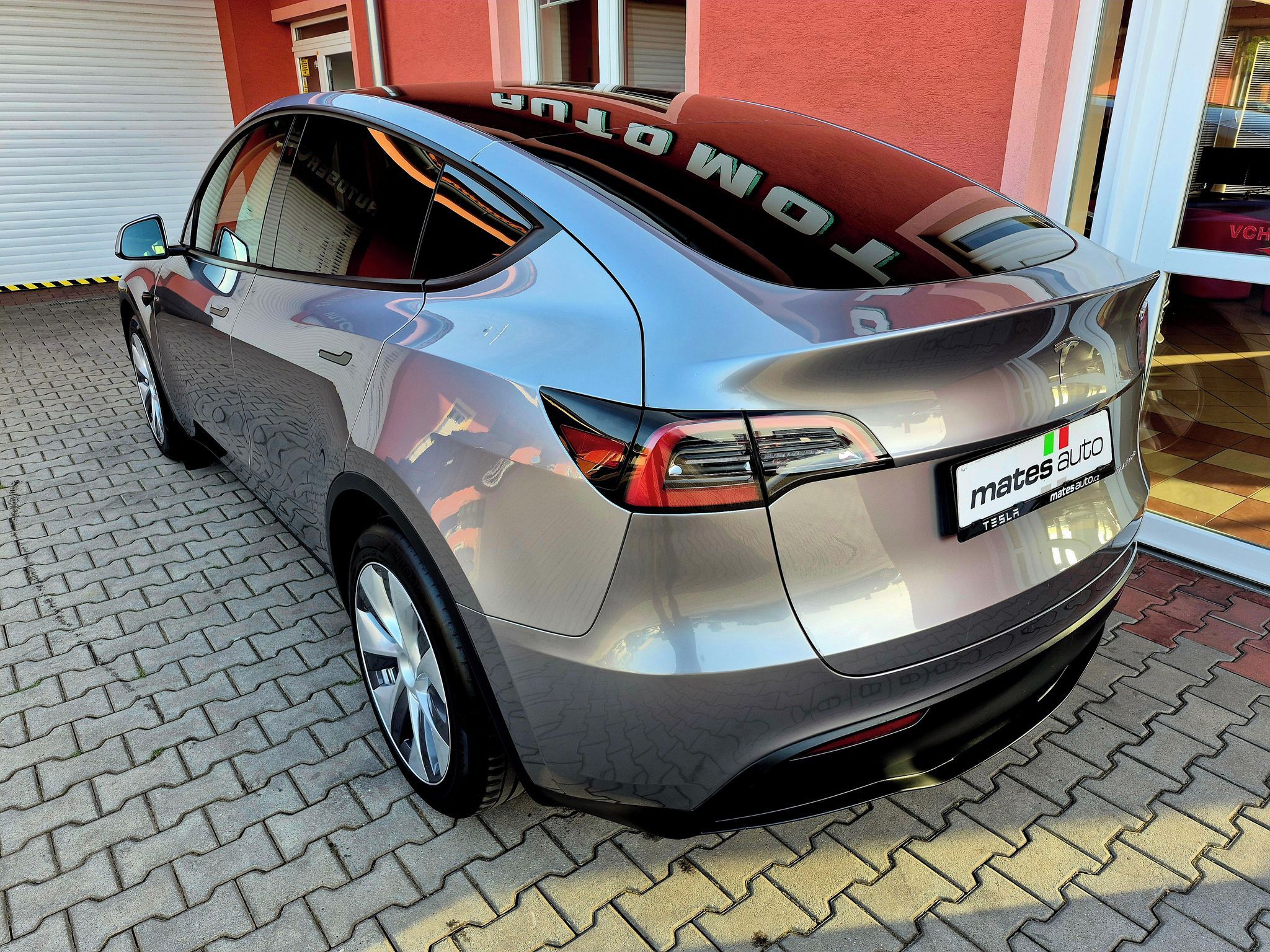 Tesla Model Y, L.R.D.M. 378kW -BERLÍN  DPH  S - fotka 3