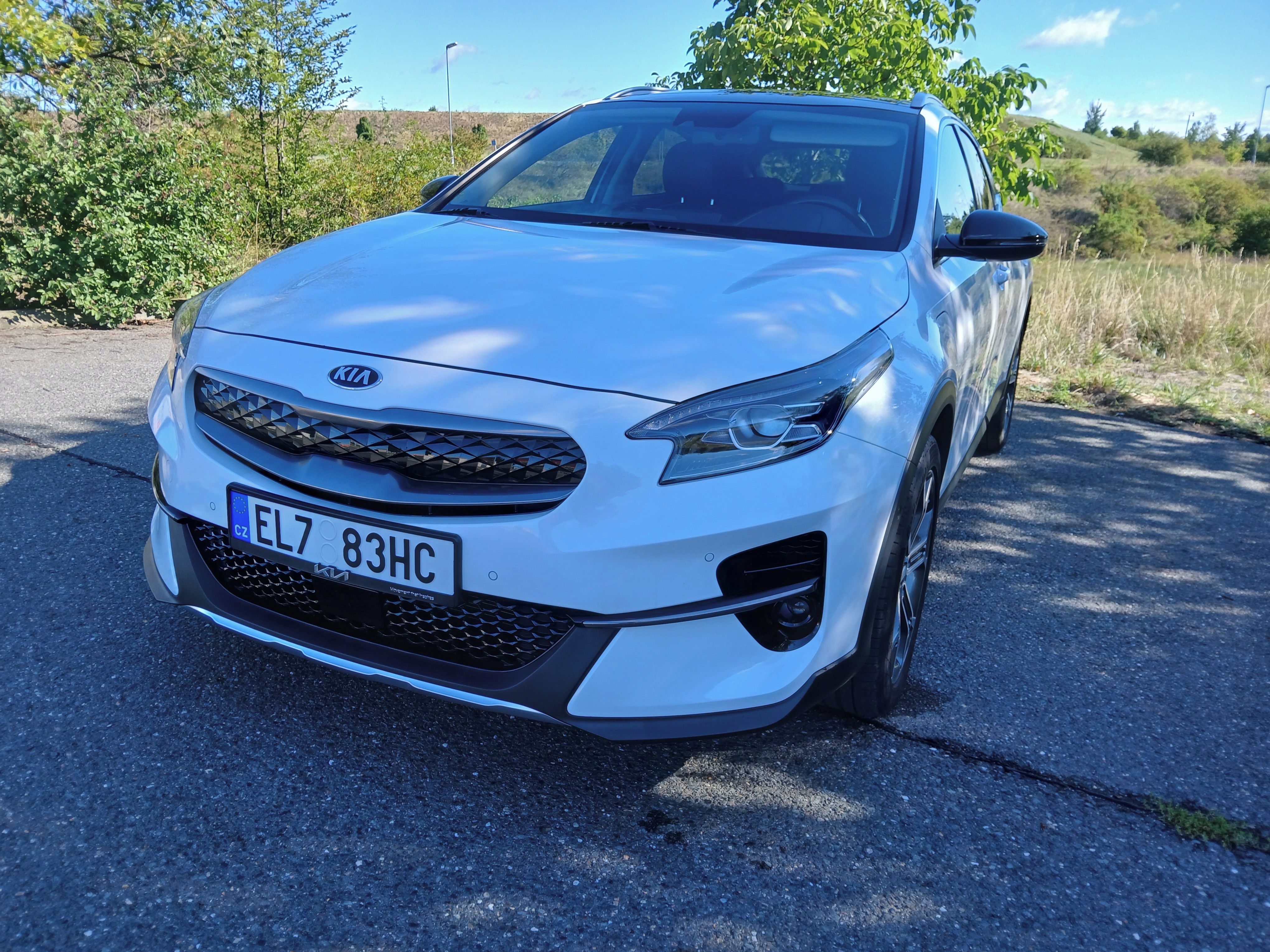 Kia XCee´d, 1.6 Plug-in Hybrid / Advance+ - fotka 4