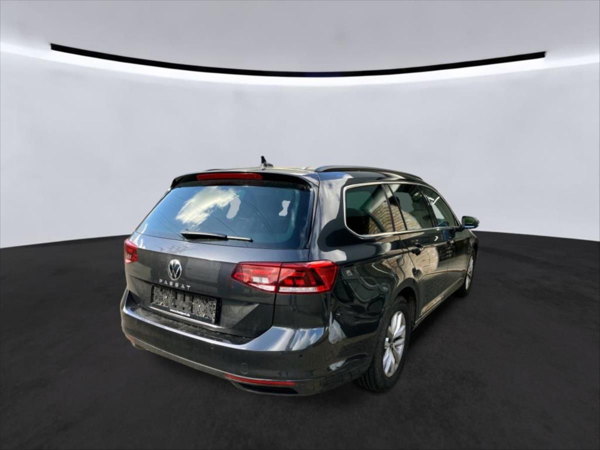 Volkswagen Passat, 2,0 - fotka 4
