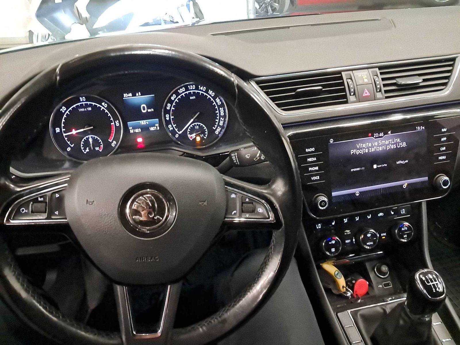 Škoda Superb, 1.6 TDI, Kůže, Navi - fotka 3