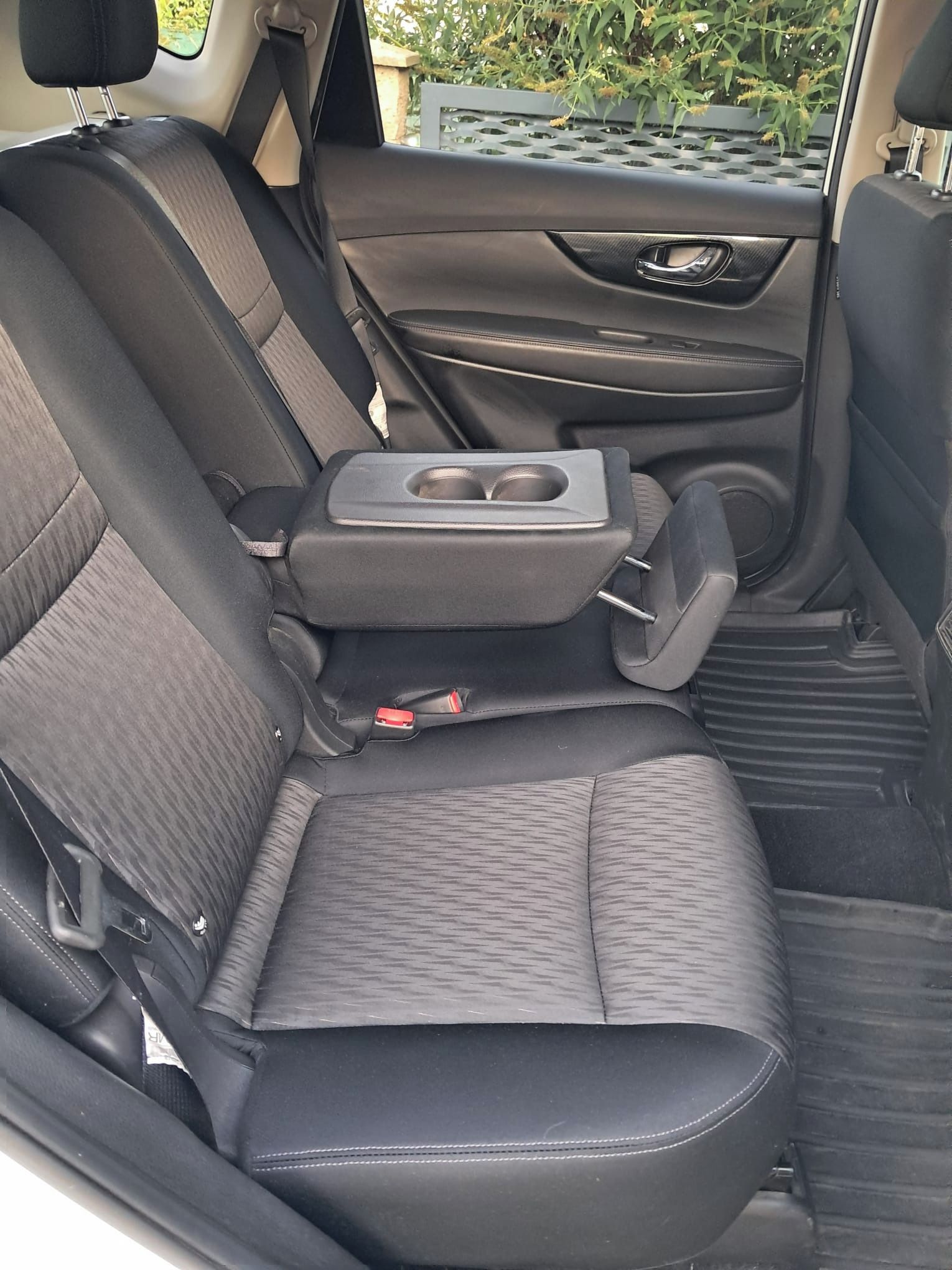 Nissan X-Trail, 1.75 - fotka 3