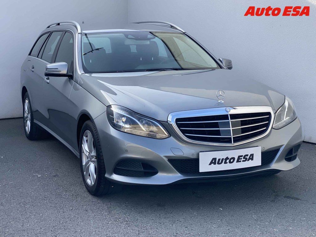 Mercedes-Benz Třídy E, 2.1 D E200,Avantgarde,AT