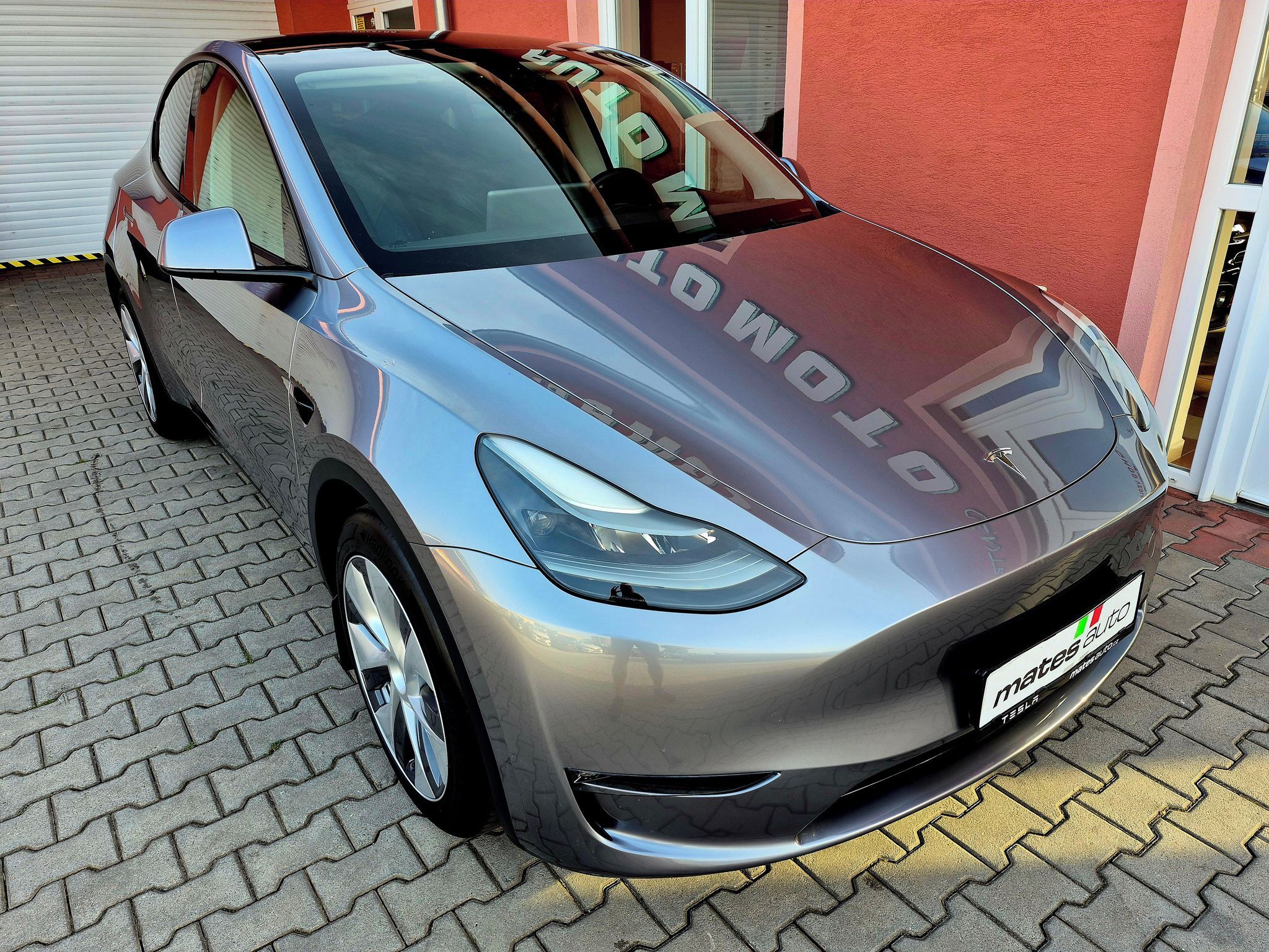 Tesla Model Y, L.R.D.M. 378kW -BERLÍN  DPH  S - fotka 4
