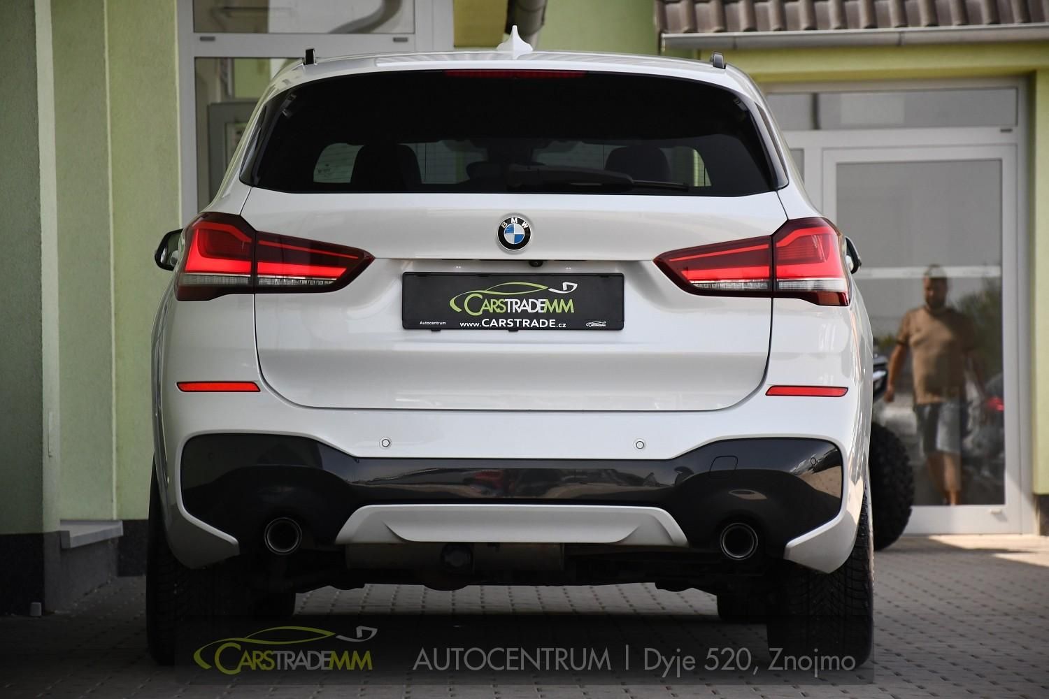 BMW X1, xDrive20d - fotka 4