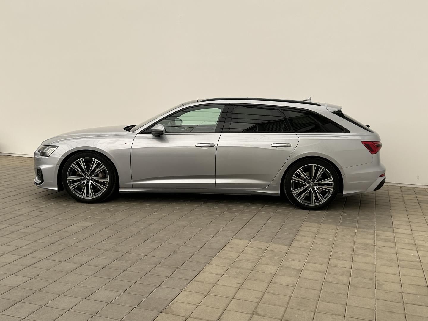 Audi A6 Avant, 3.055 TFSI 250kW 4x4  S-Line - fotka 3