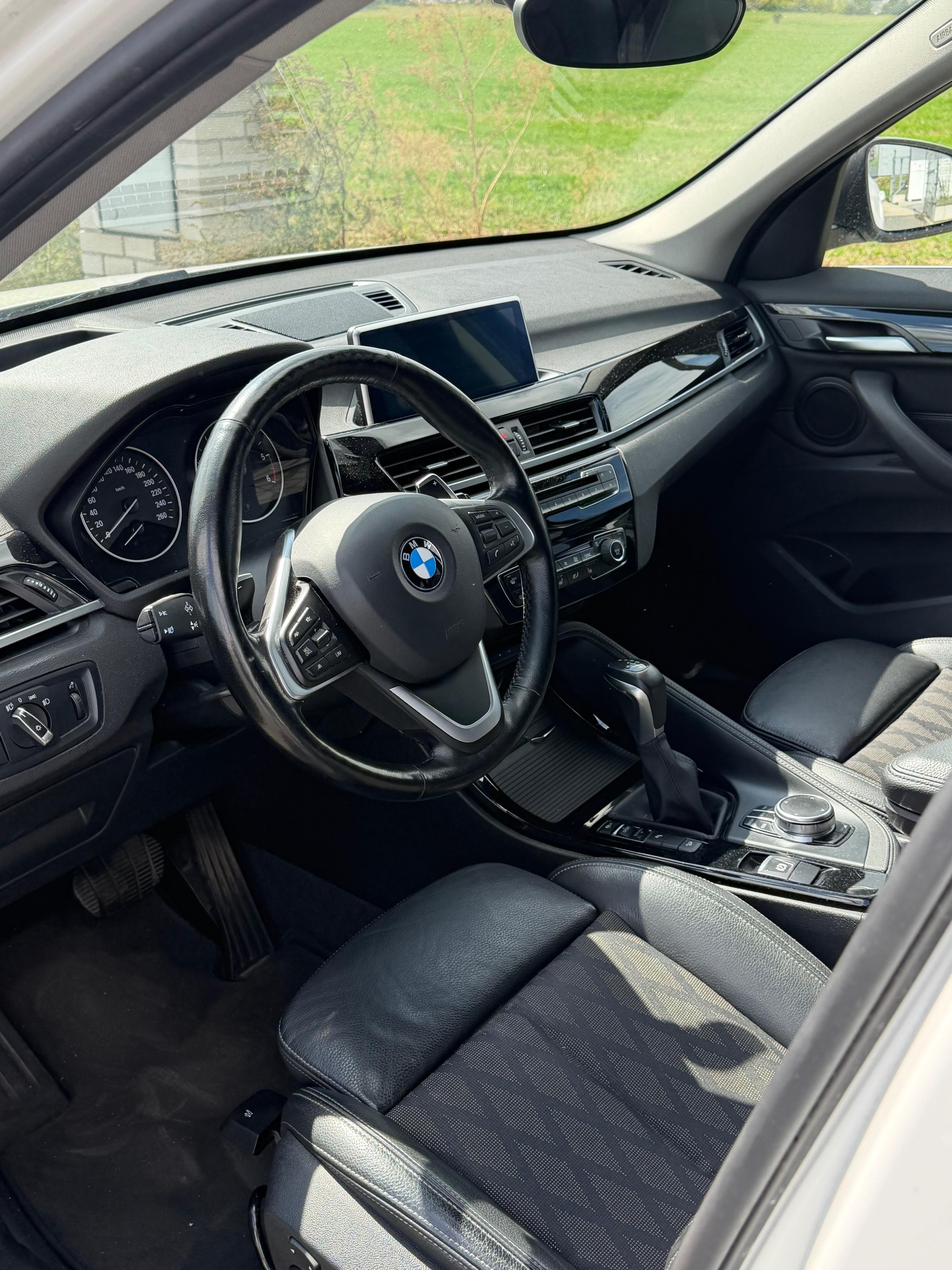 BMW X1, xdrive 18d, od 1.majitele - fotka 4