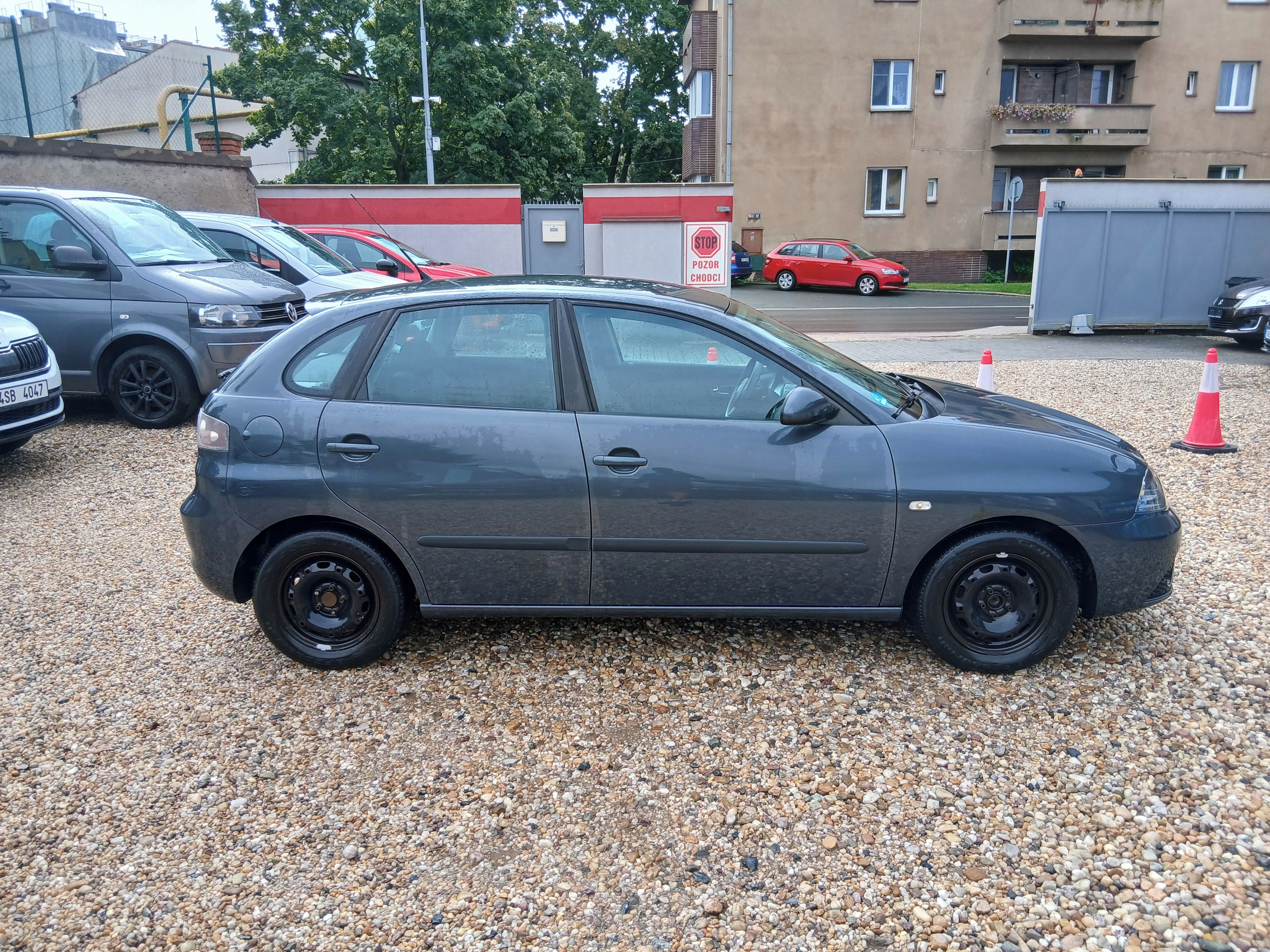 Seat Ibiza, 1.2i 12V 51KW Klima+ Zim.kola - fotka 4