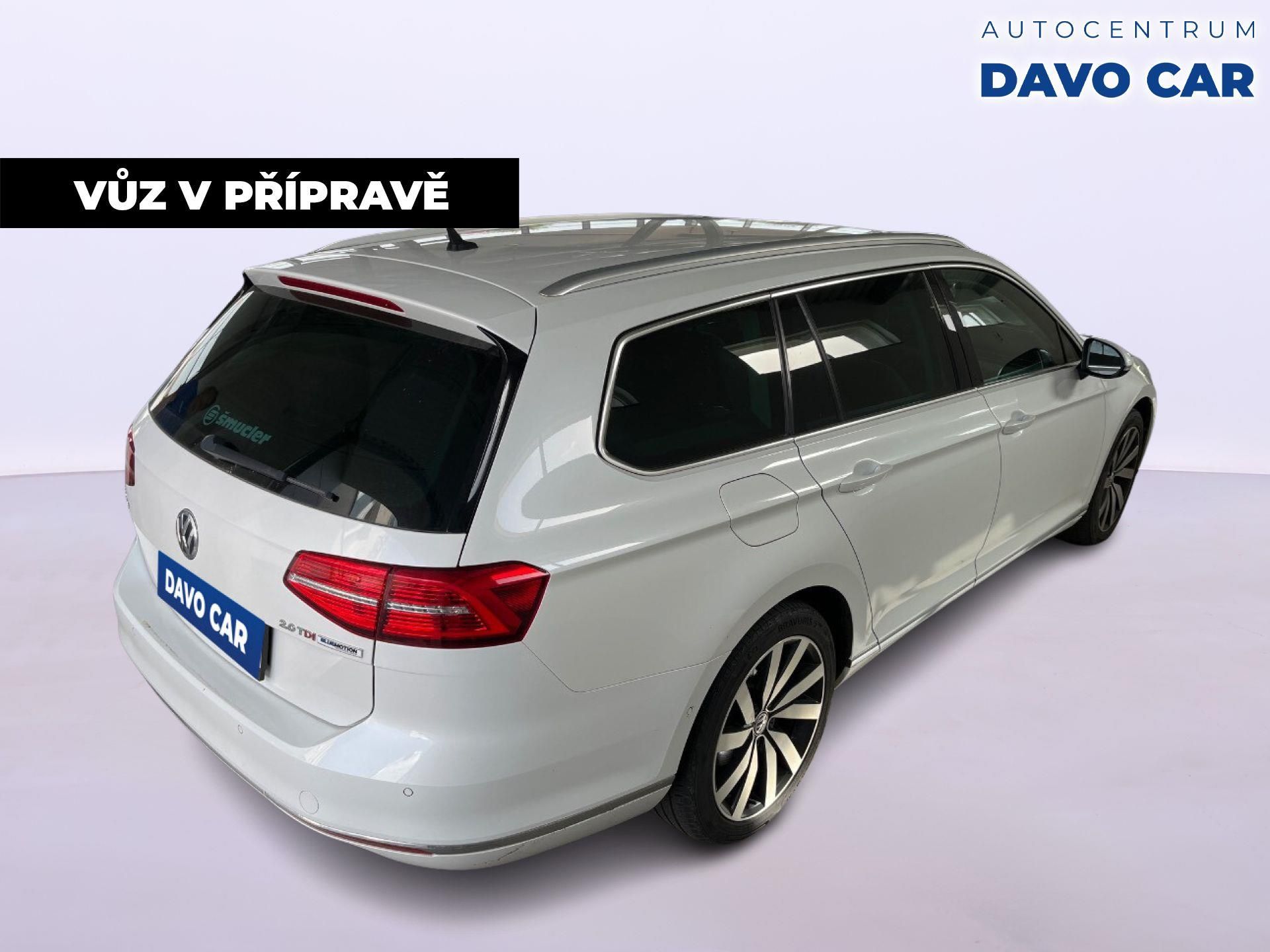 Volkswagen Passat, 2,0 TDI 140 kW DSG Highline Va - fotka 5