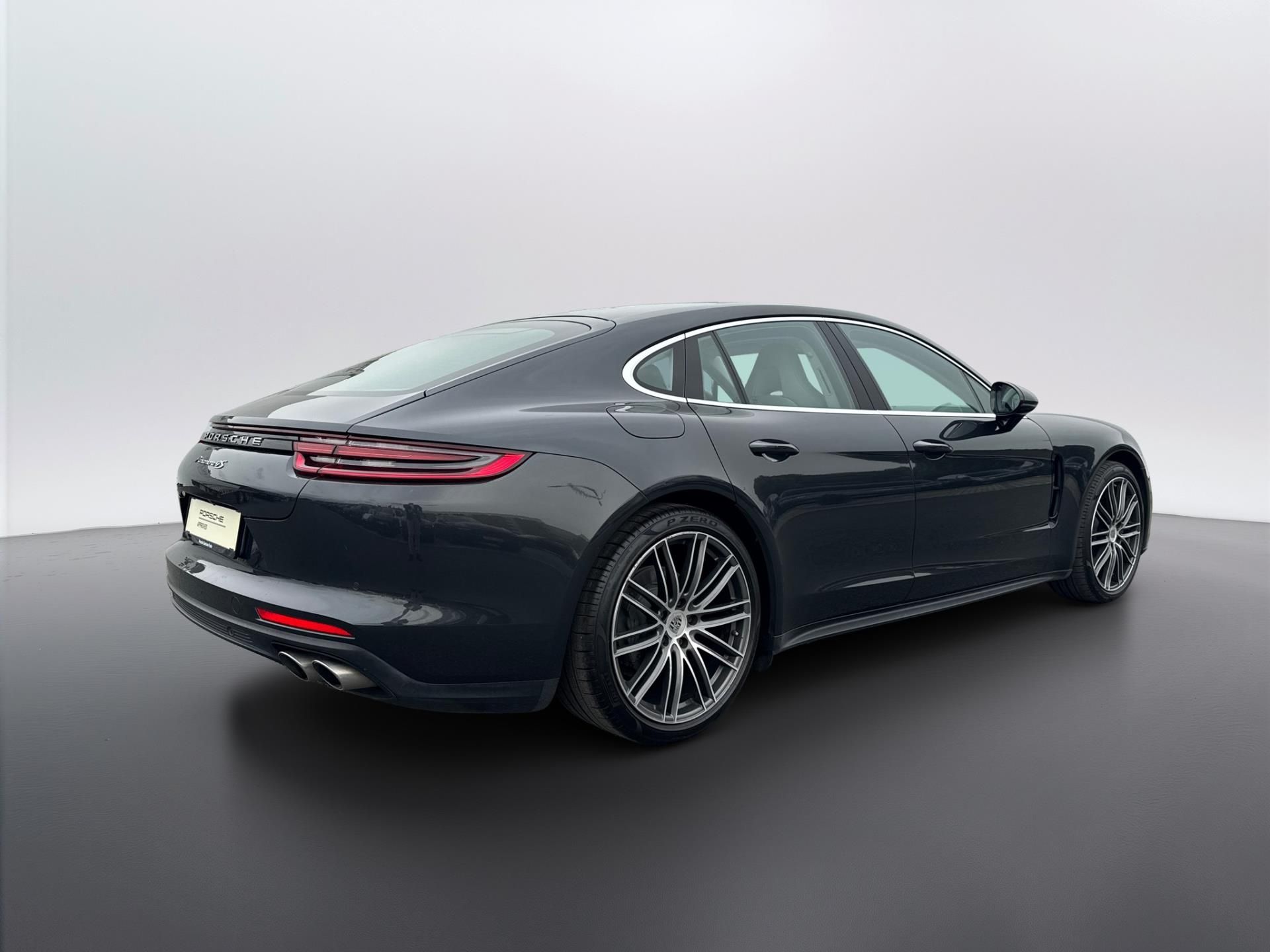 Porsche Panamera, 4S - fotka 5