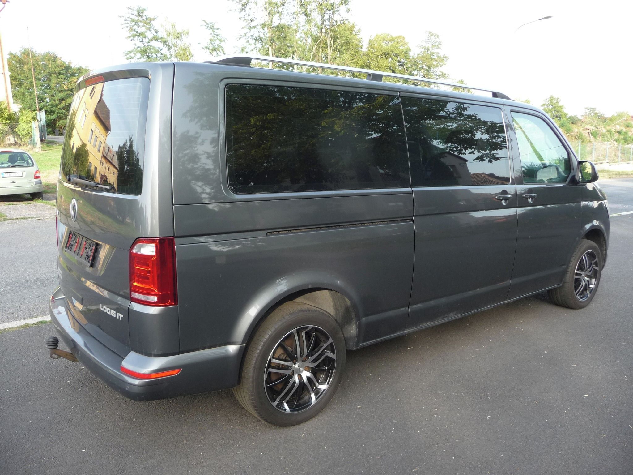 Volkswagen Multivan, T6 2.0TDi Long - fotka 6