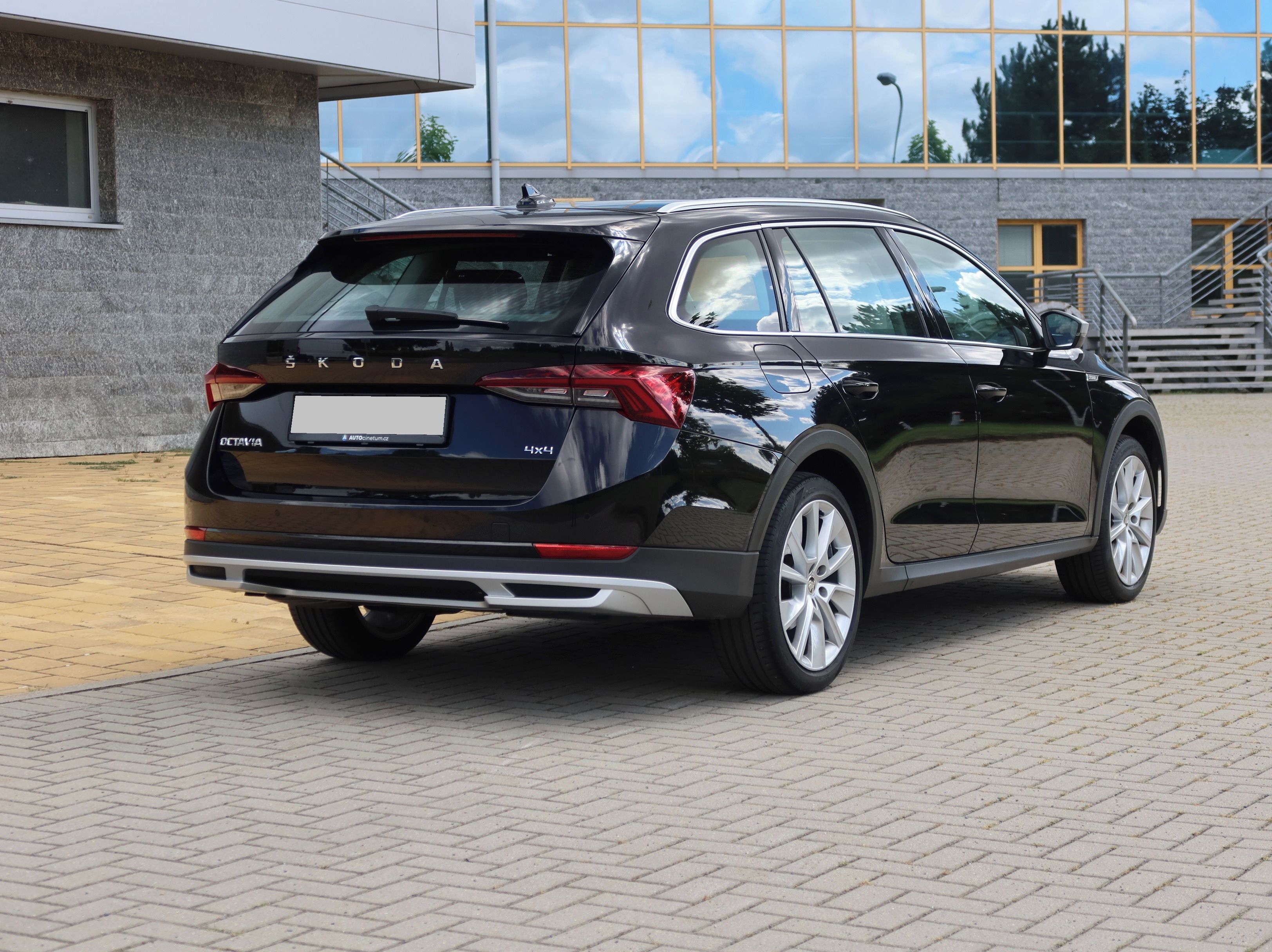 Škoda Octavia, Scout 2.0 TDI 110 Kw, 1.Maj - fotka 3