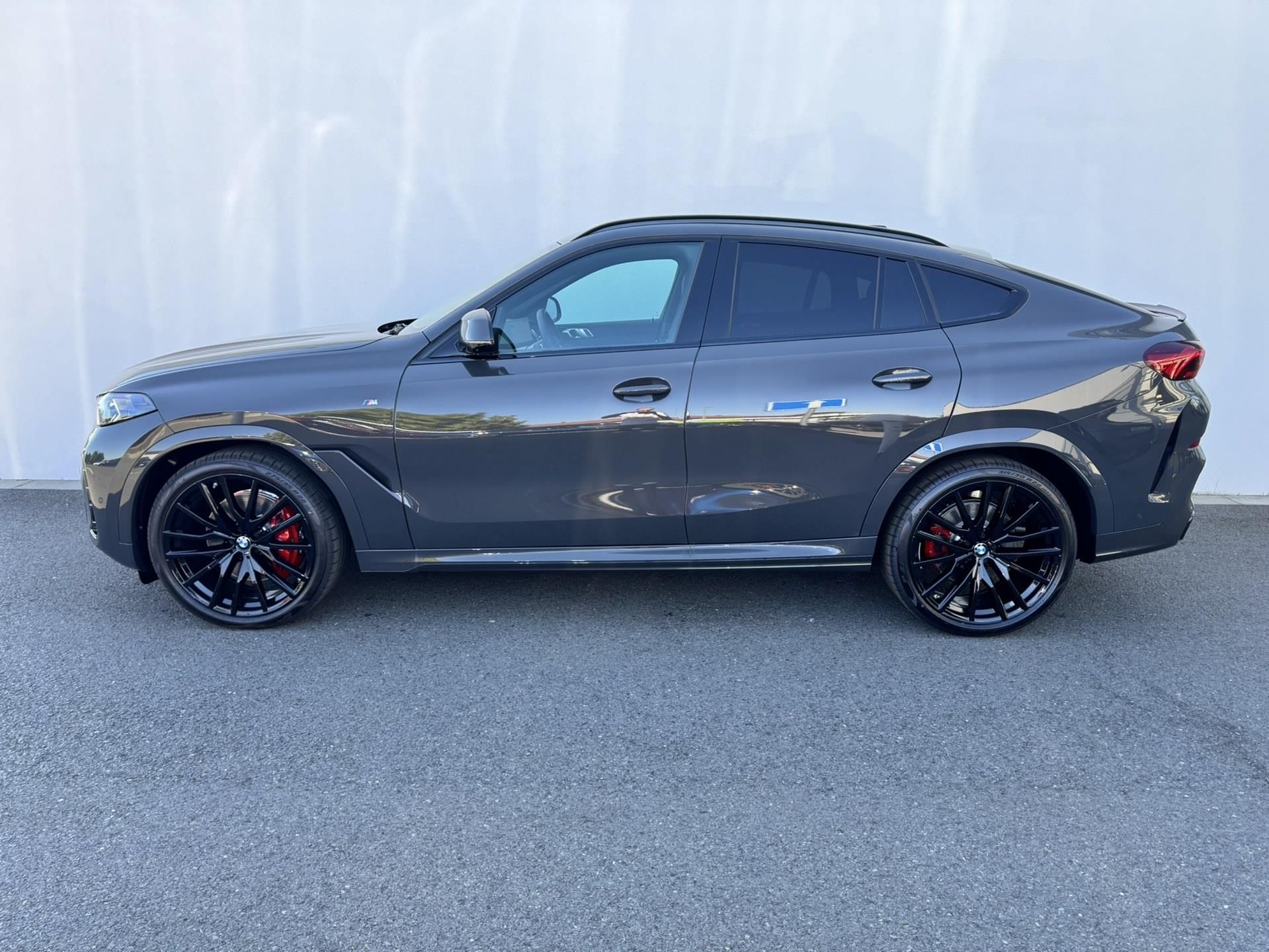 BMW X6, X6 xDrive40d - fotka 3