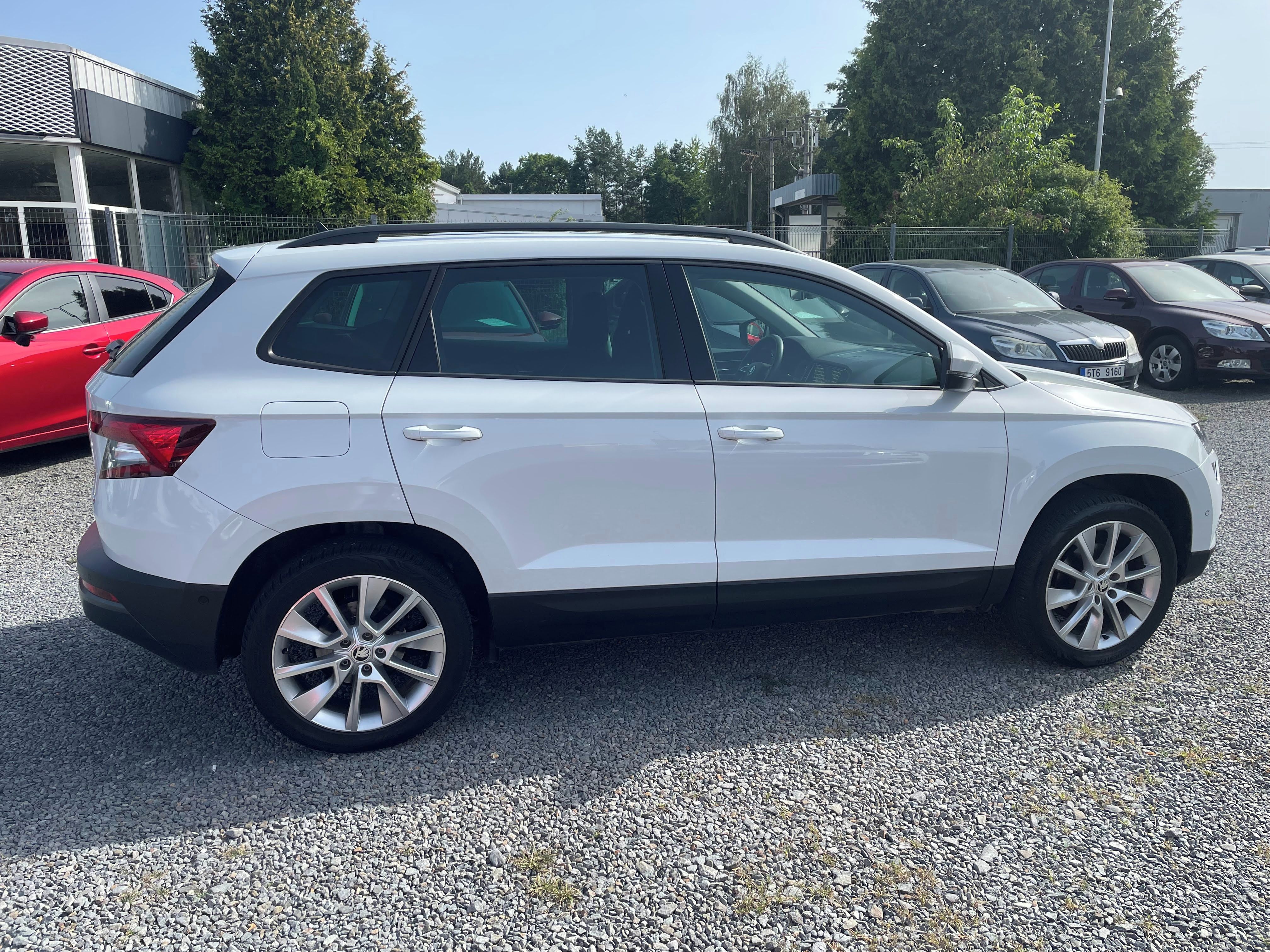 Škoda Karoq, 1.5 TSI, Automat, Navi, Tažn, - fotka 6
