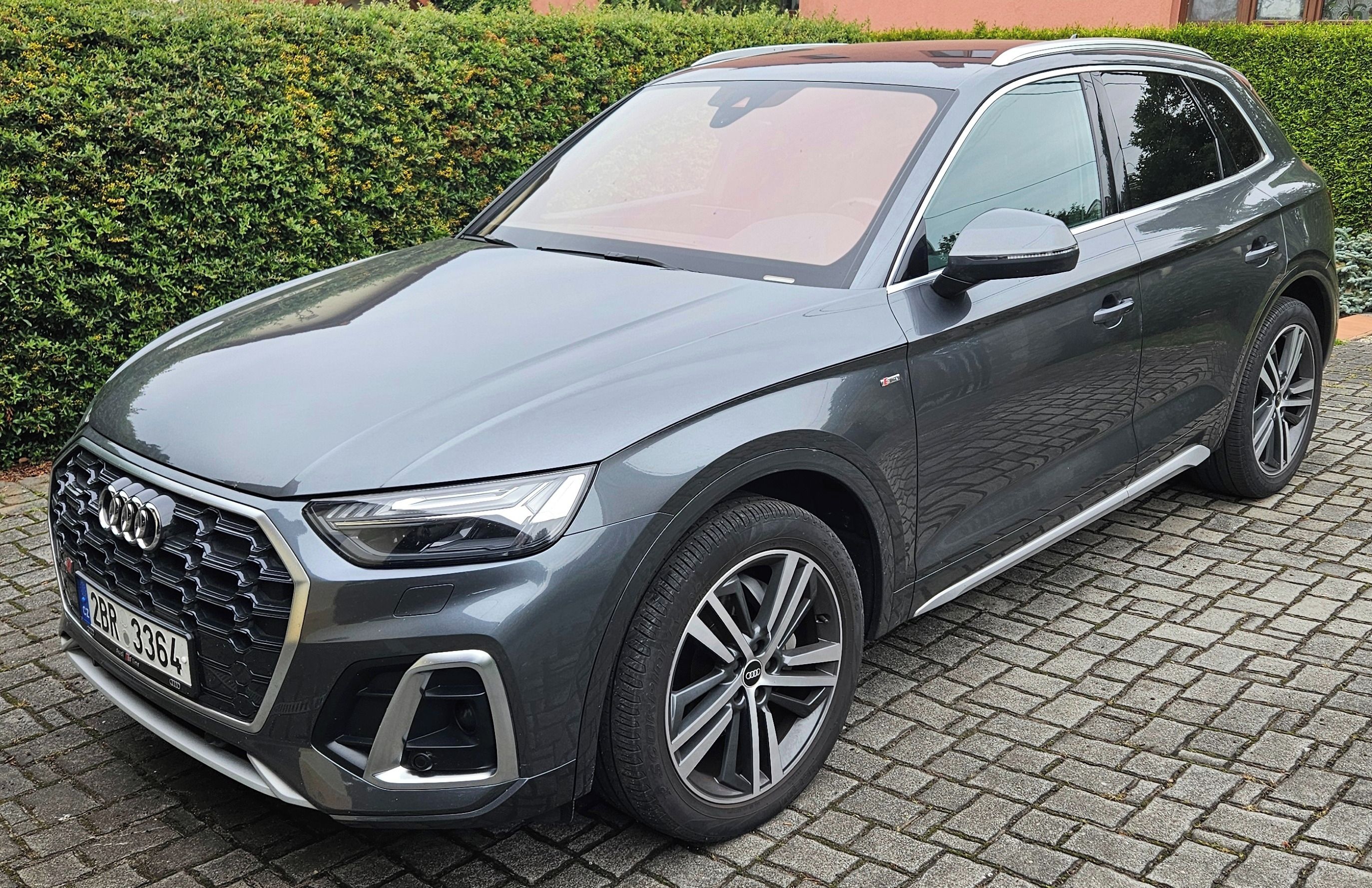 Audi Q5, S-line, 40 TDI 150KW, 64 tkm