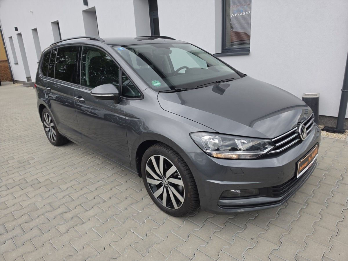 Volkswagen Touran, 1,4 TSi 110KW DSG 7 MÍSTNÝ - fotka 4