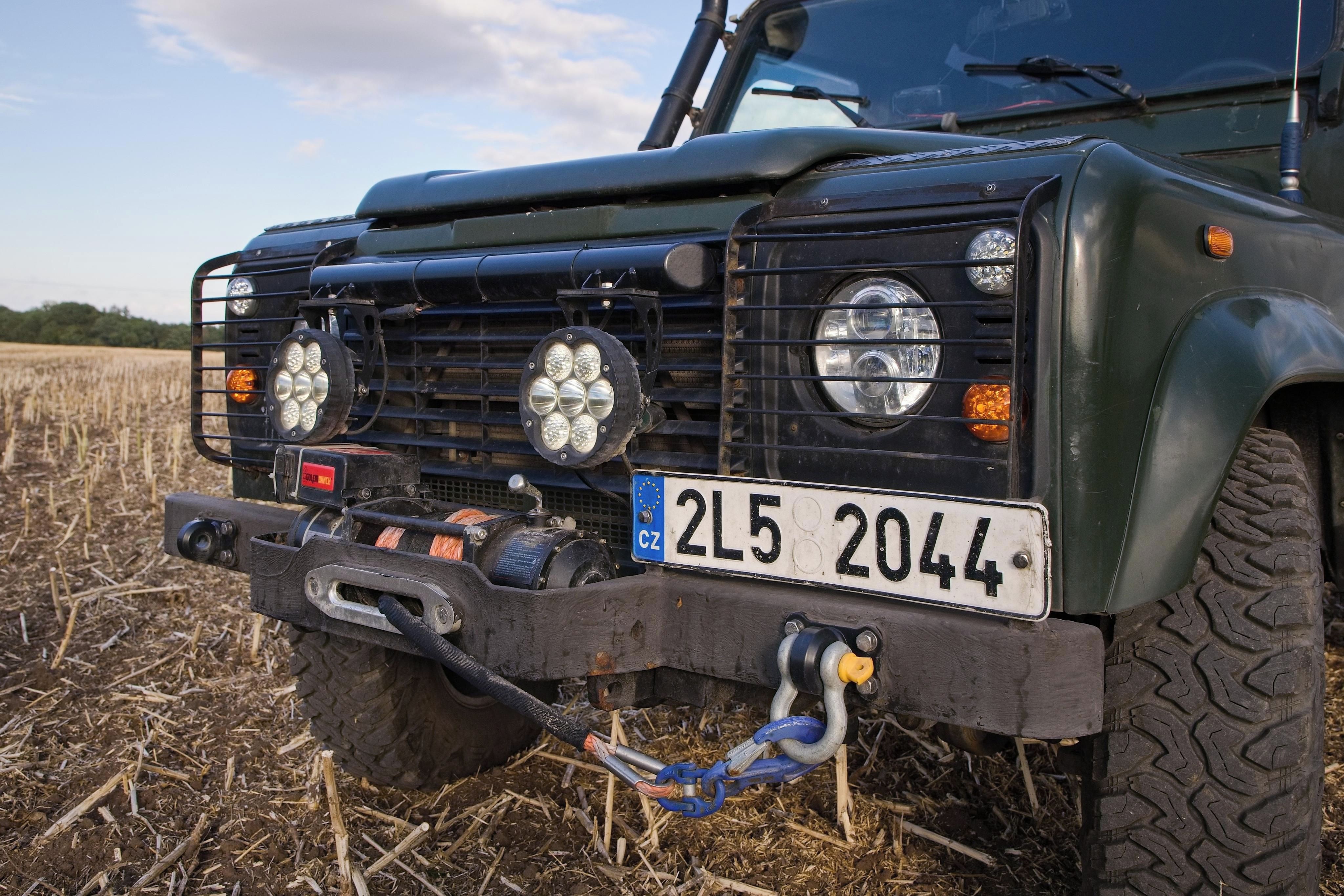 Land Rover Defender, Land Rover Defender 110 TD5 (1 - fotka 3