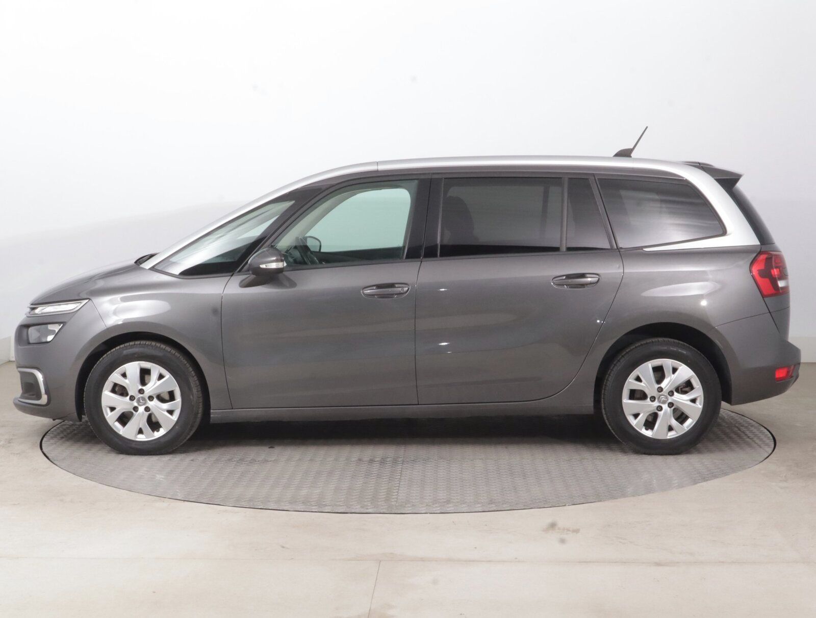 Citroën Grand C4 SpaceTourer, 1.5 HDi, Automat, 7 míst, Navi - fotka 3