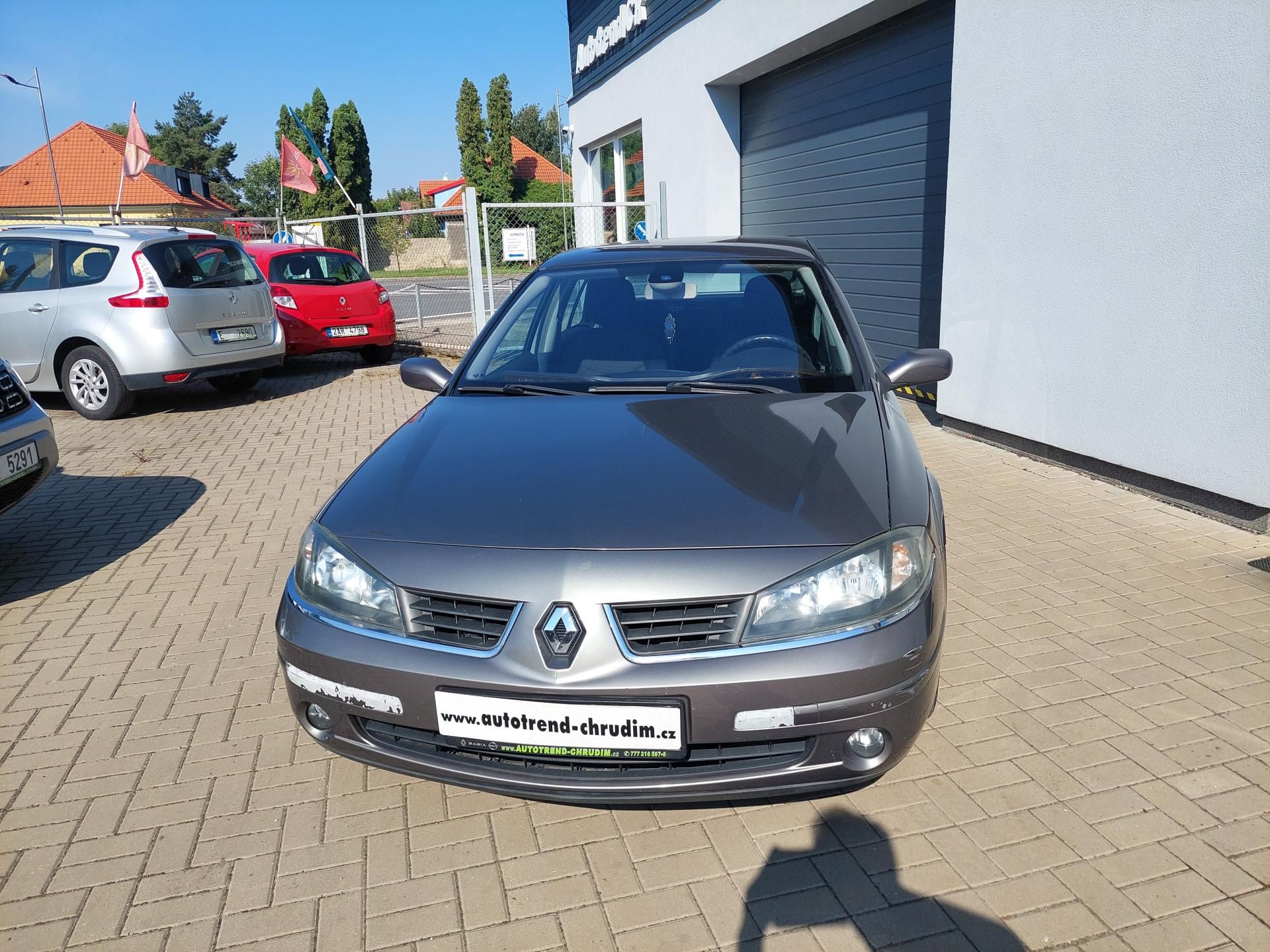 Renault Laguna, II. 2.0i-16v - fotka 2