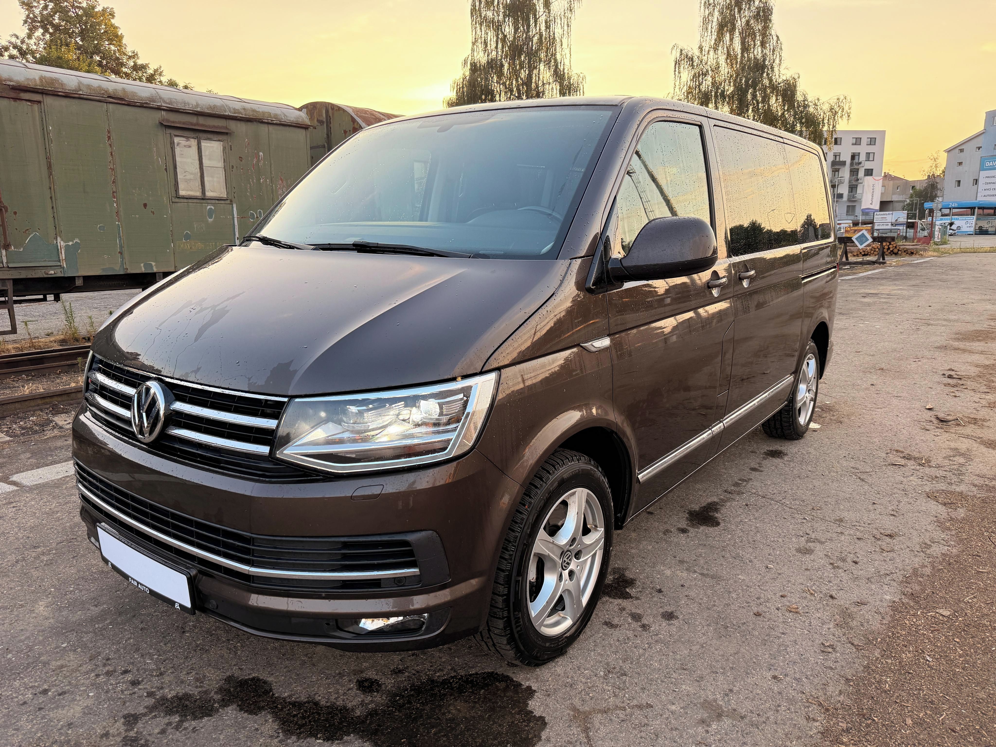 Volkswagen Multivan, 2.0TDi 150kW 4M DSG HIGHLINE 1 - fotka 3
