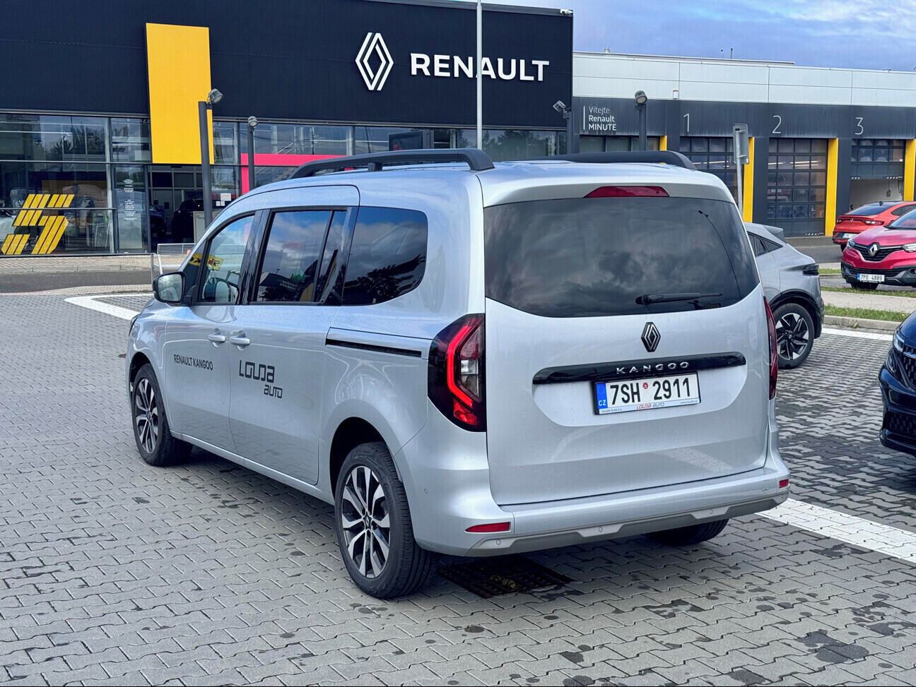 Renault Kangoo, Grand Techno Tce 130 EDC 1,3 9 - fotka 4
