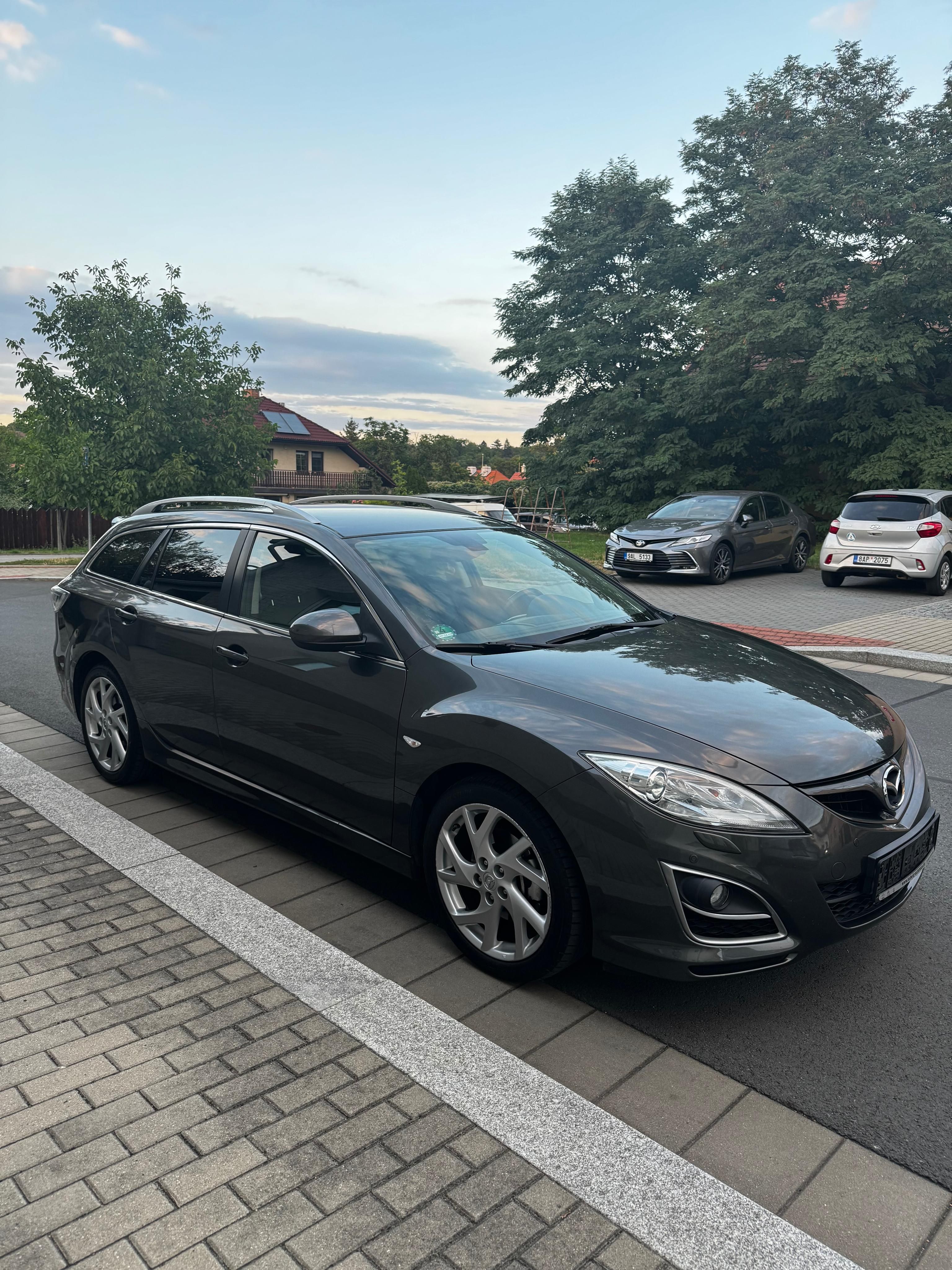 Mazda 6, 2.0 benzin, automat, výbava - fotka 2