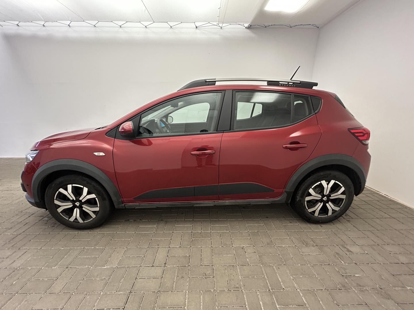 Dacia Sandero, 1.0TCe 67kW Stepway Comfort - fotka 3