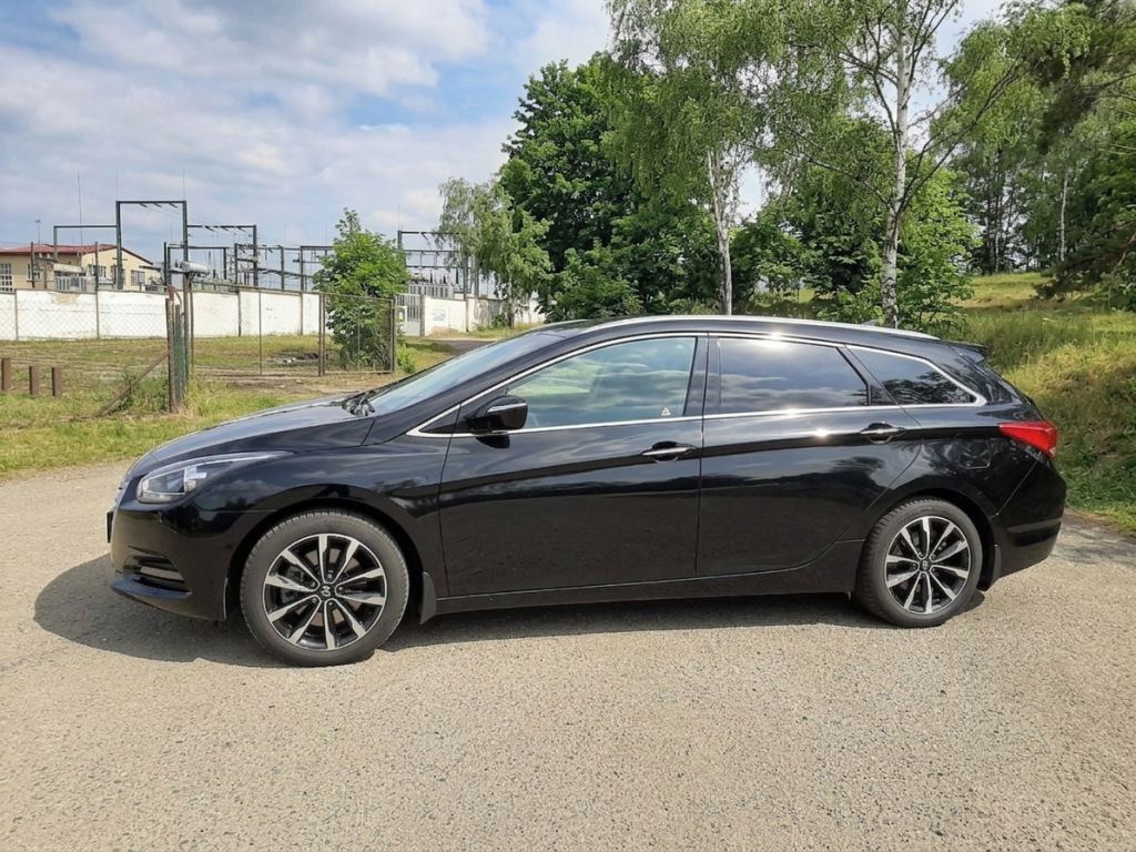 Hyundai i40, 1.7 CRDi,tažné zař.,serv.kniha - fotka 3