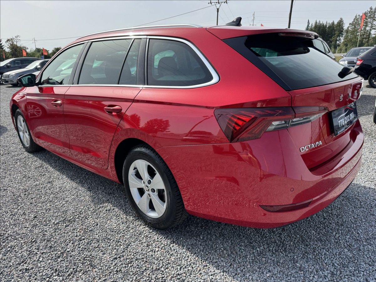 Škoda Octavia, 2,0   TDI 110KW DSG FULL LED - fotka 5