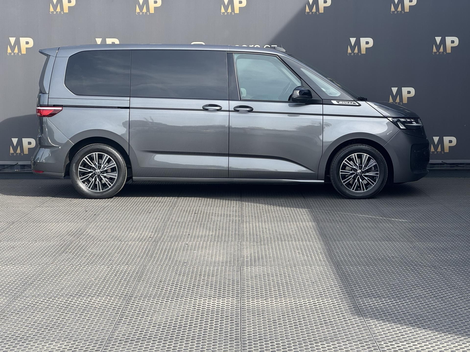 Volkswagen Multivan, T7 2.0TDi Style+, 7míst, 1.MAJ - fotka 4