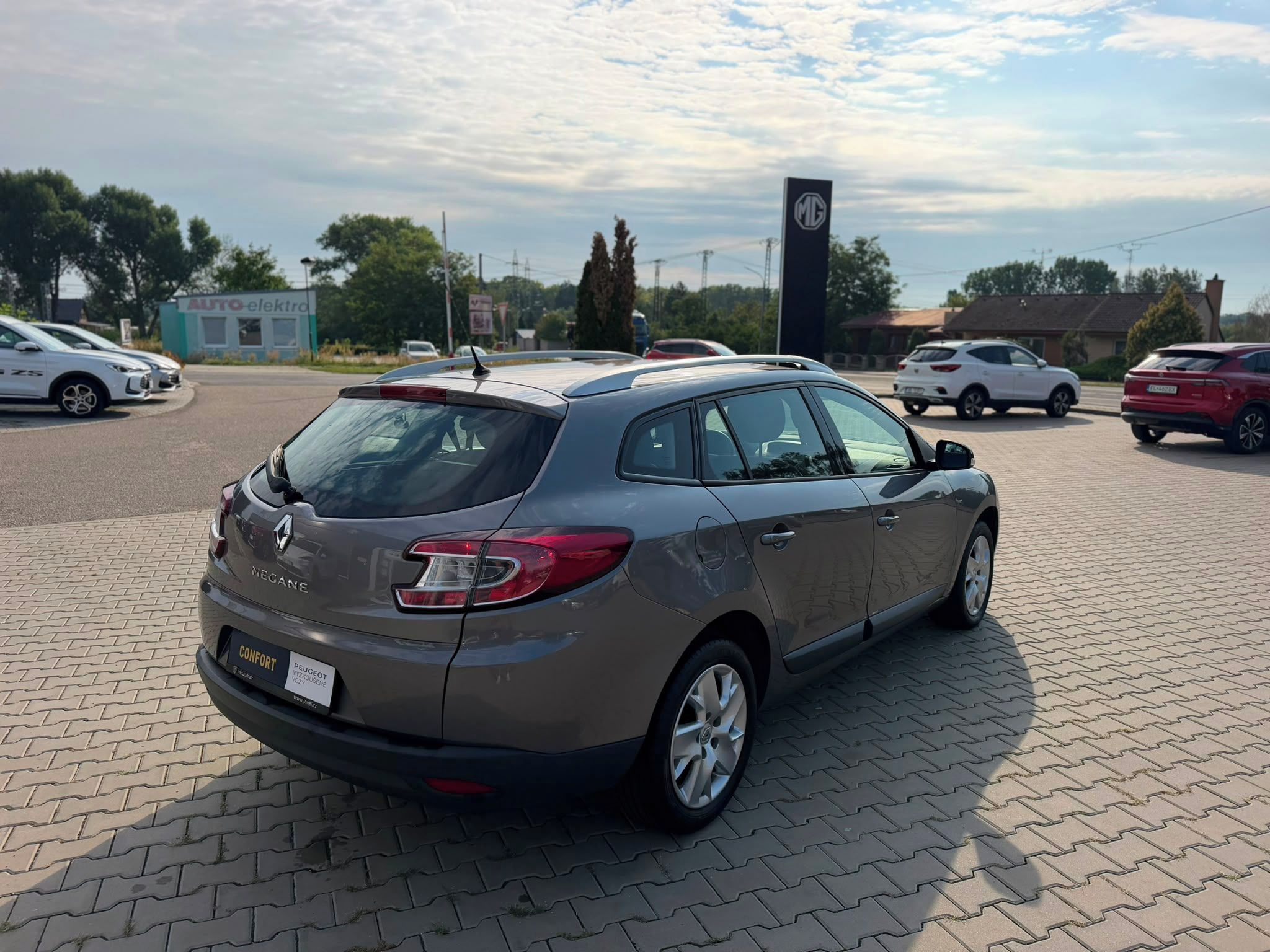 Renault Mégane, Kombi Authentique 1.6 16V 100 - fotka 4