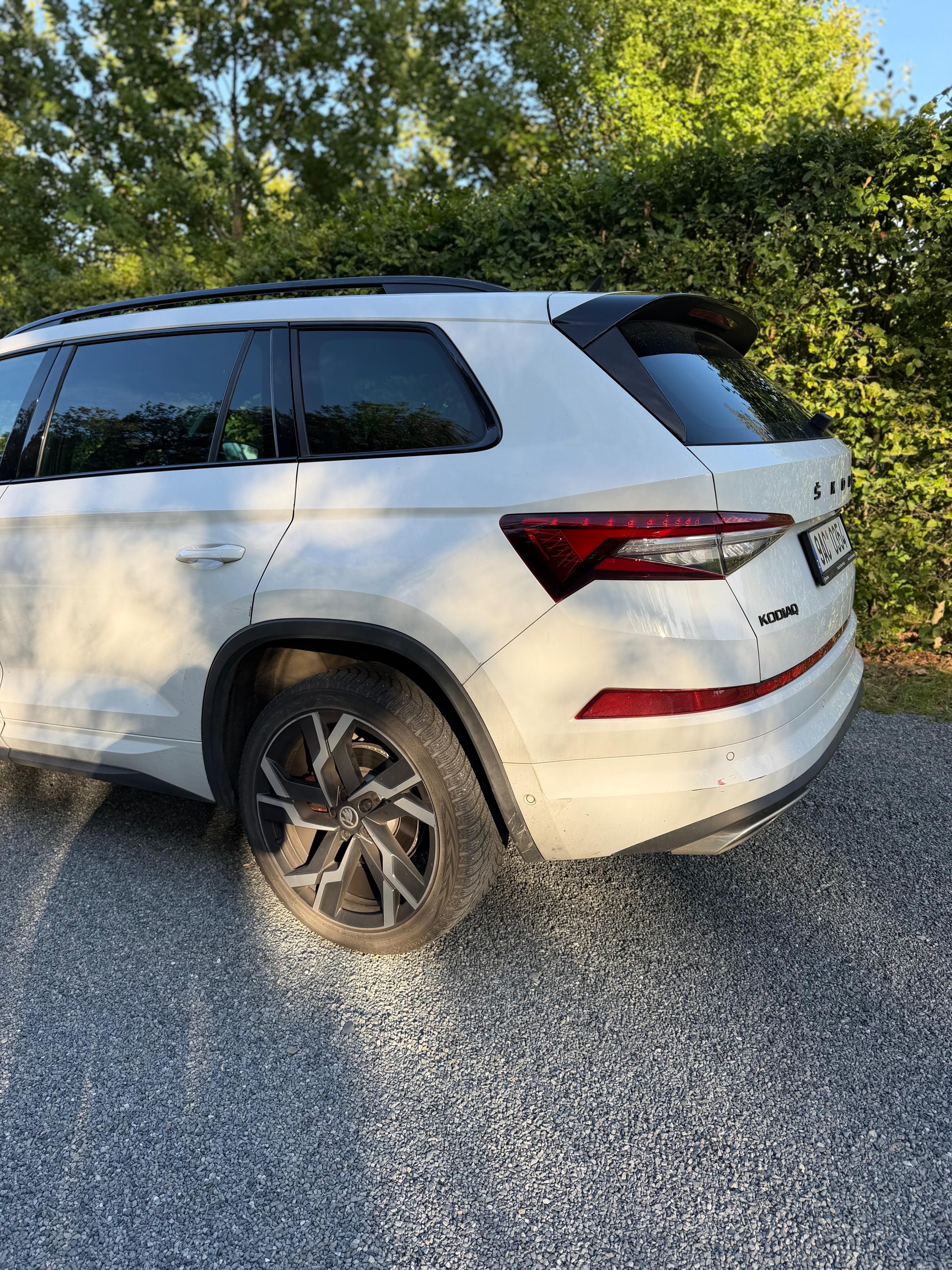 Škoda Kodiaq, Škoda Kodiaq RS 2.0 TSI 180 kW - fotka 2