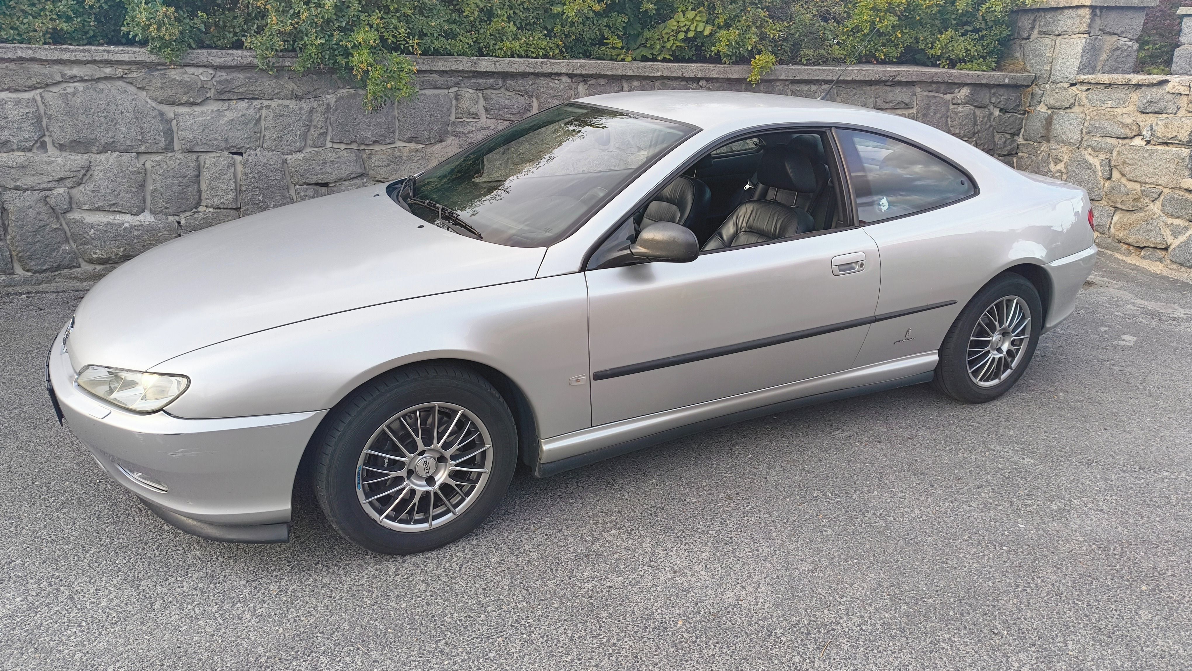 Peugeot 406, 406 Coupe 3.0 V6