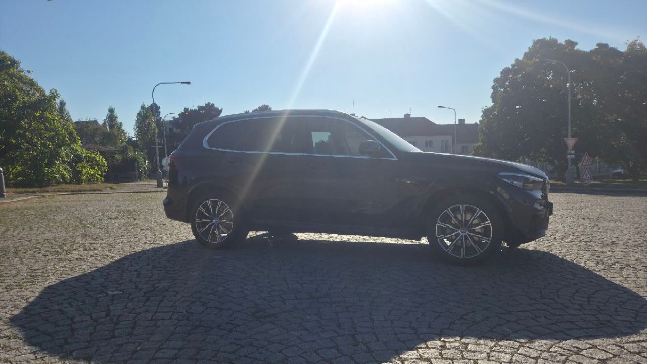 BMW X5, 30i XDrive - fotka 2