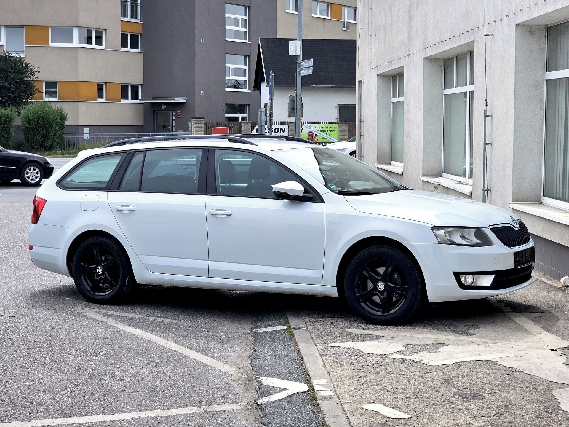 Škoda Octavia, 2.0 TDI 110kW, tažné, Webasto, - fotka 4