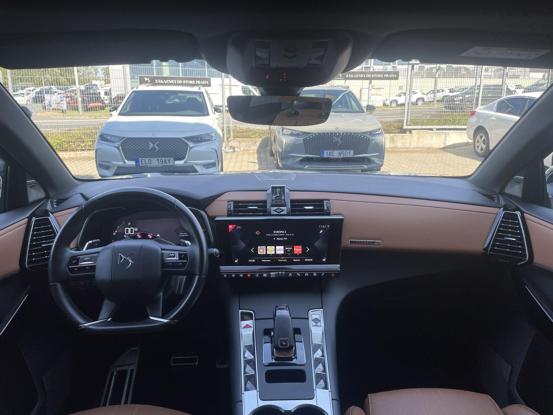 DS 7 Crossback, RIVOLI 1.6 PureTech 133 kW - fotka 2