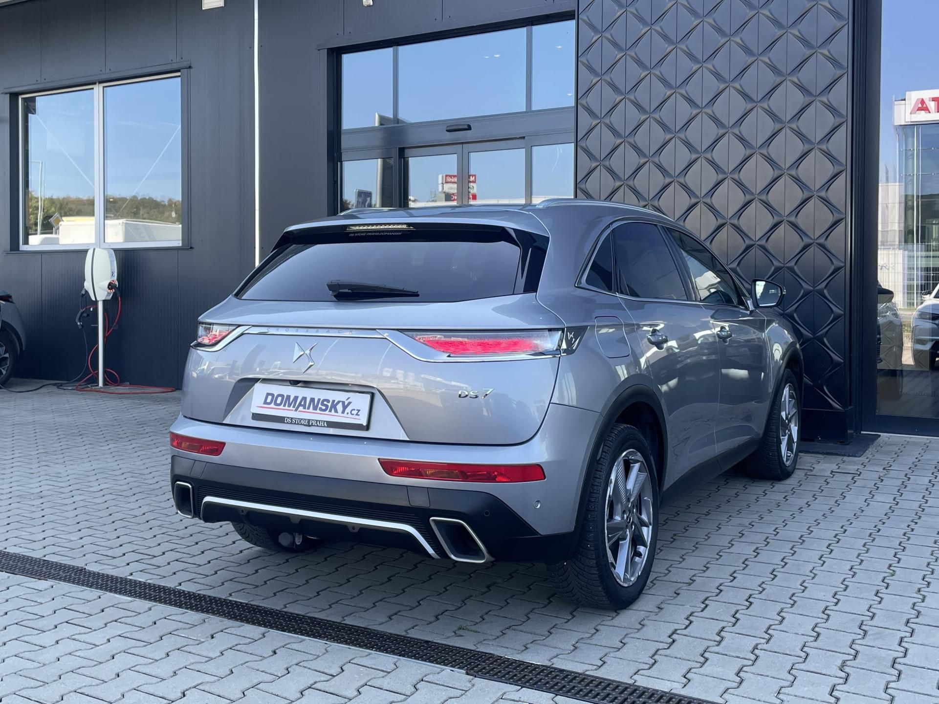 DS 7 Crossback, RIVOLI 1.6 PureTech 133 kW - fotka 3