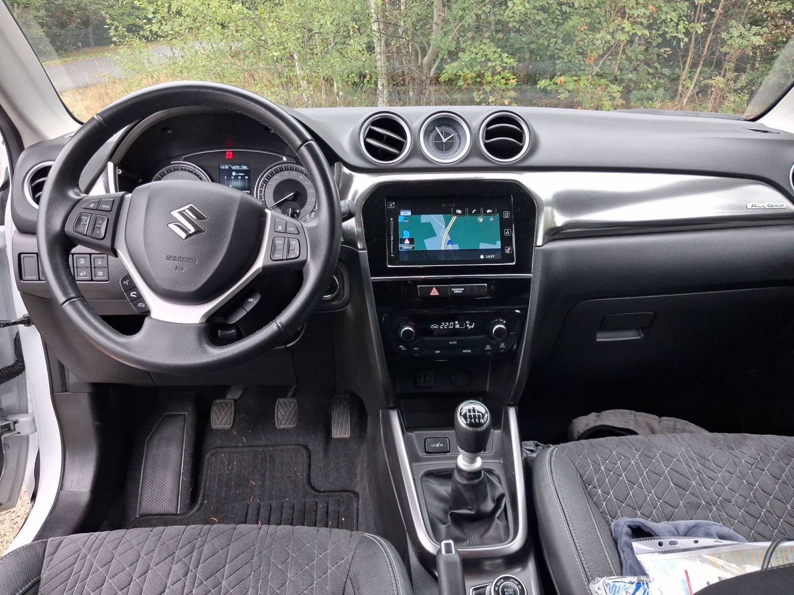 Suzuki Vitara, 1.4 BoosterJet, Elegance, 4X4 - fotka 3