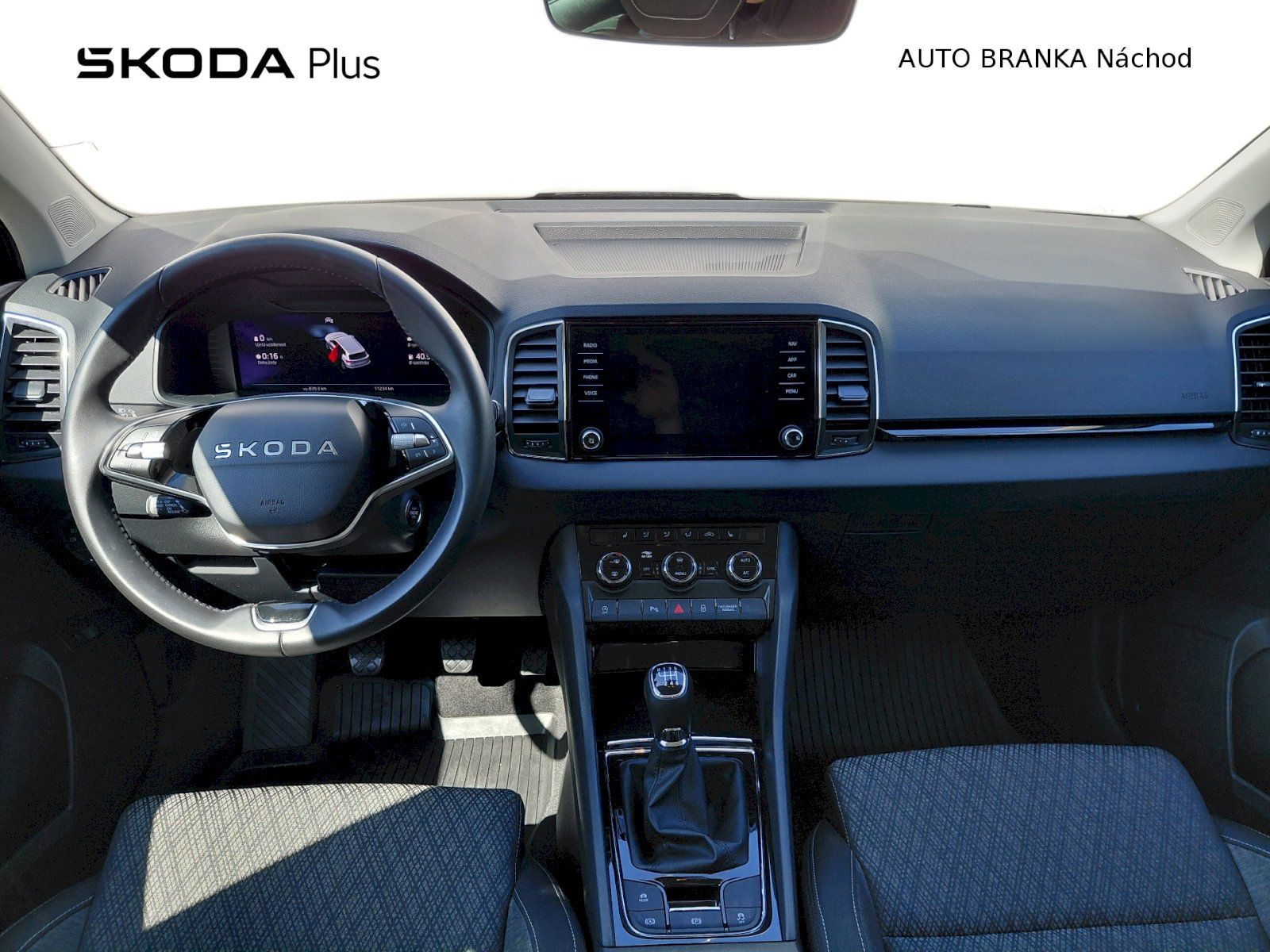 Škoda Karoq, 1.5 TSI 110 KW Top Selection - fotka 5
