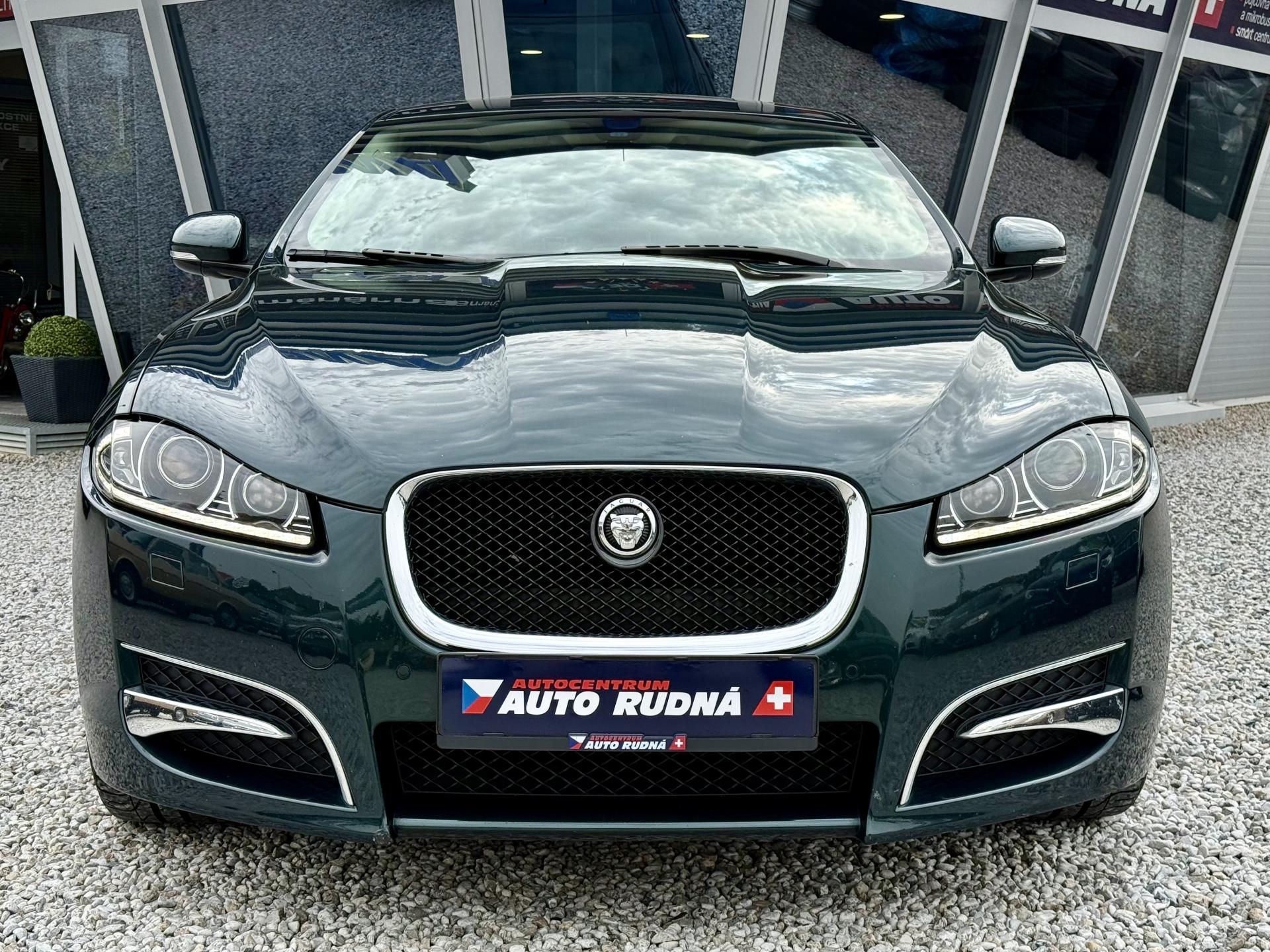 Jaguar XF, 3,0 V6 S/C AWD Automat - fotka 5